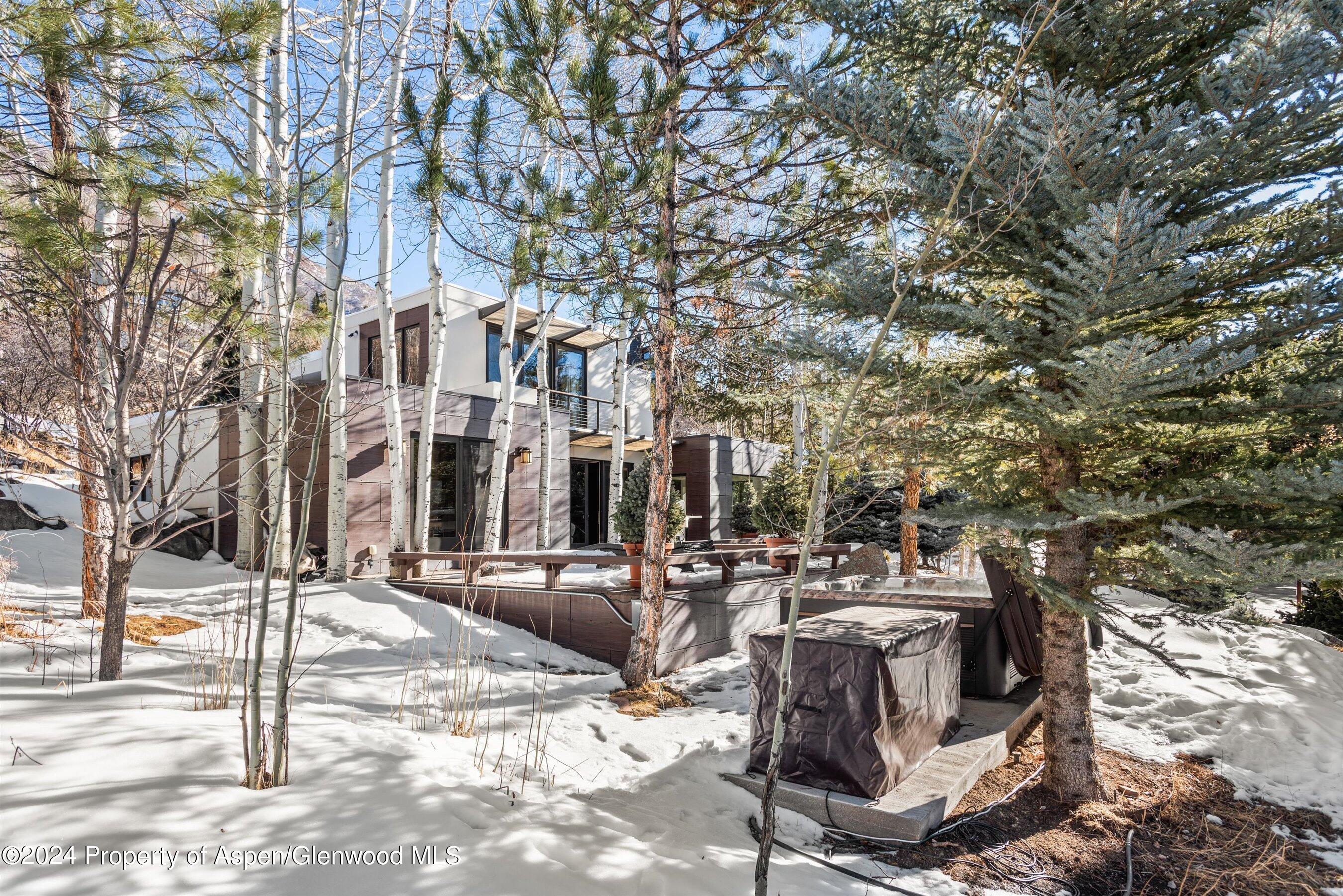 25 Nighthawk Drive Property Photo 2