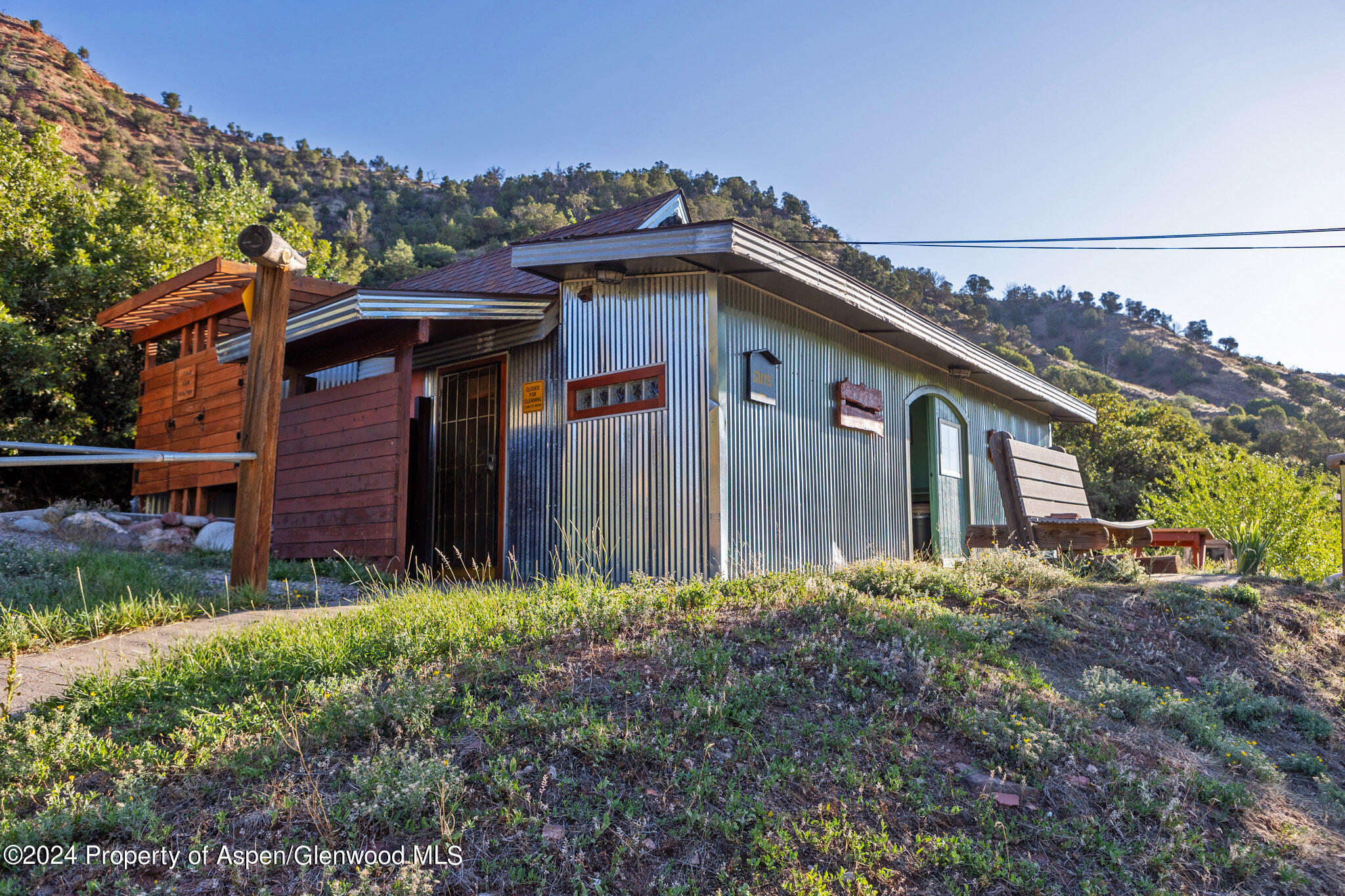 50235 Us Highway 6 Property Photo 17