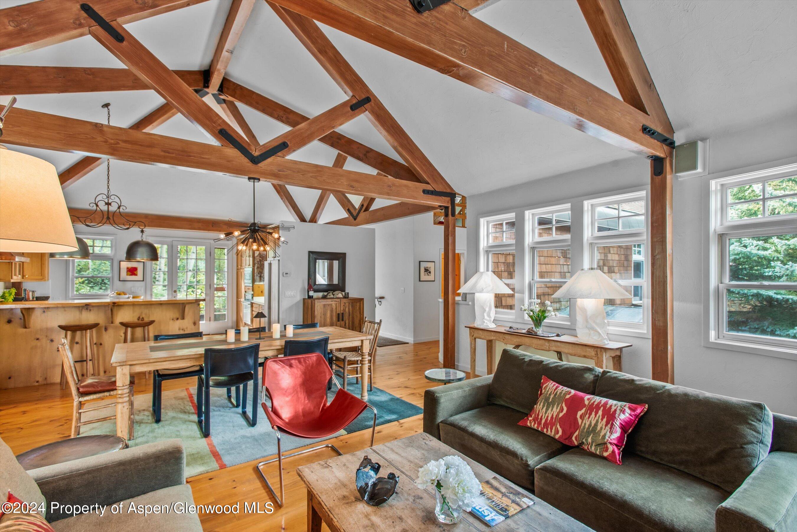 66 Alpine Court Property Photo 7