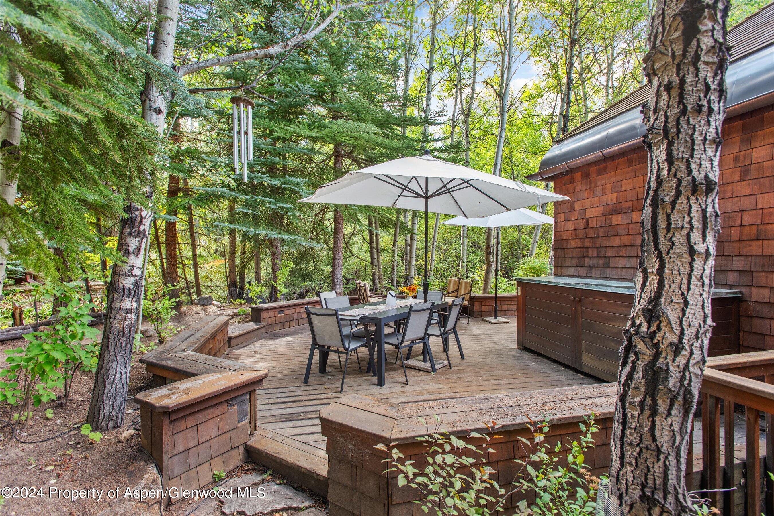 66 Alpine Court Property Photo 21