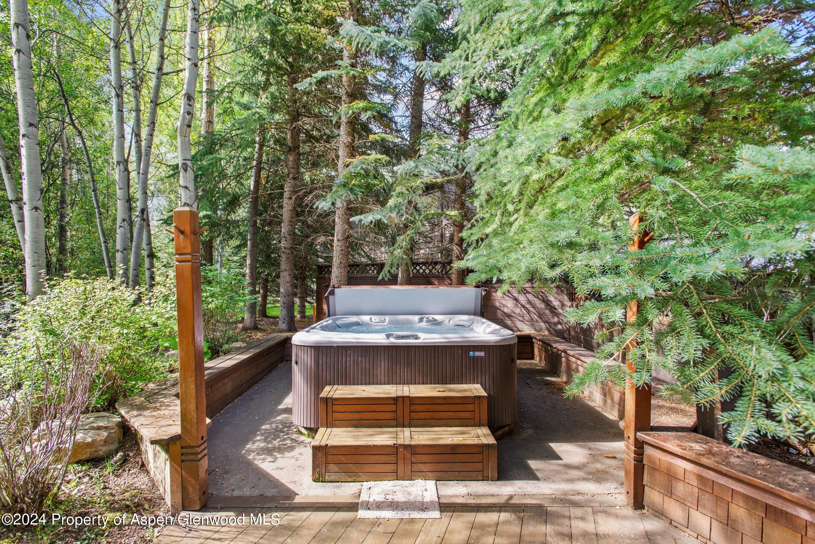 66 Alpine Court Property Photo 24