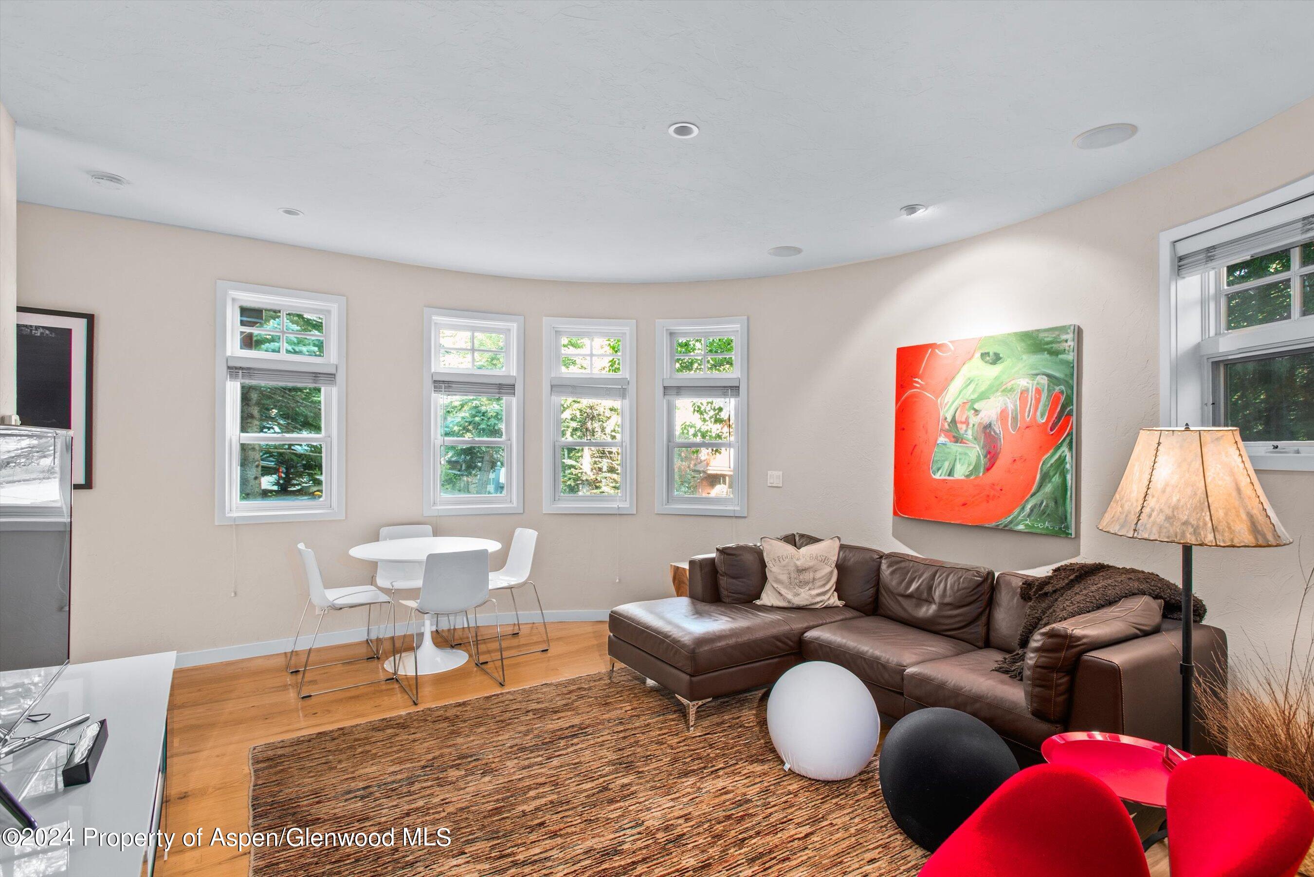 66 Alpine Court Property Photo 33
