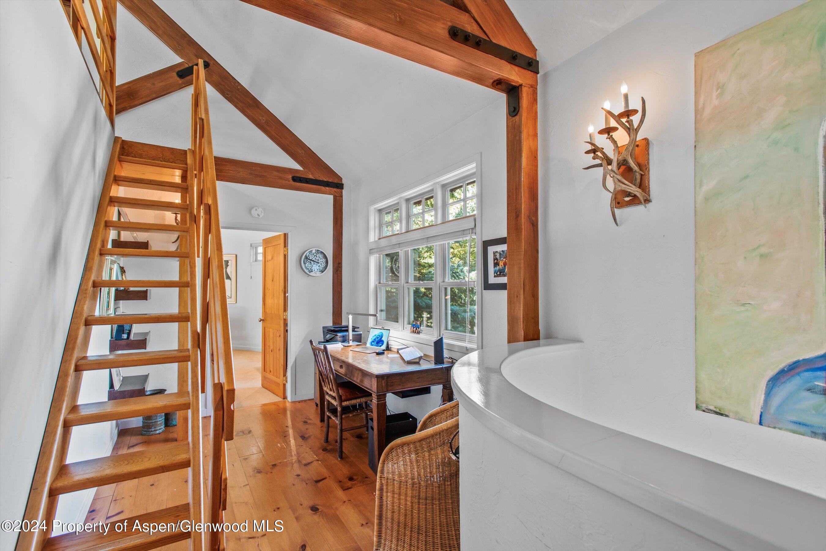 66 Alpine Court Property Photo 36