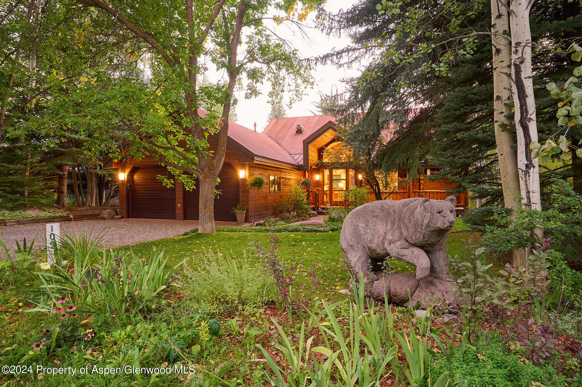 109 S Little Texas Lane Property Photo