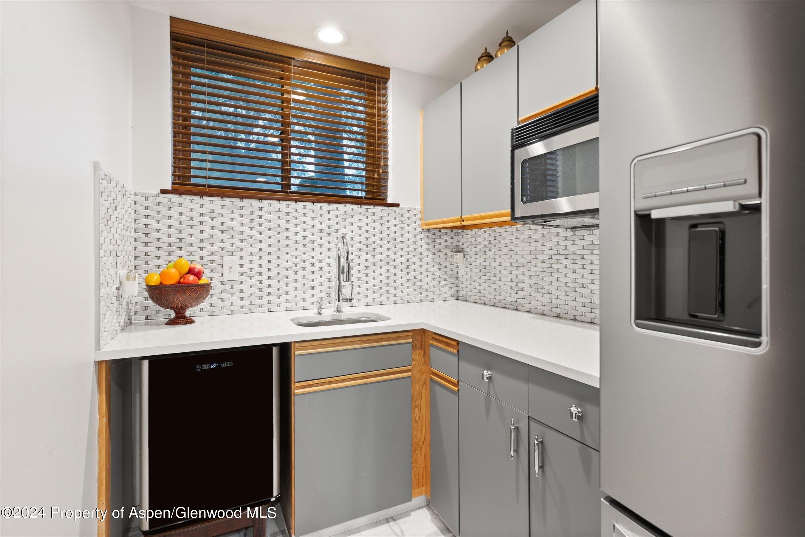 124 E Durant Avenue Unit 10 Property Photo 16