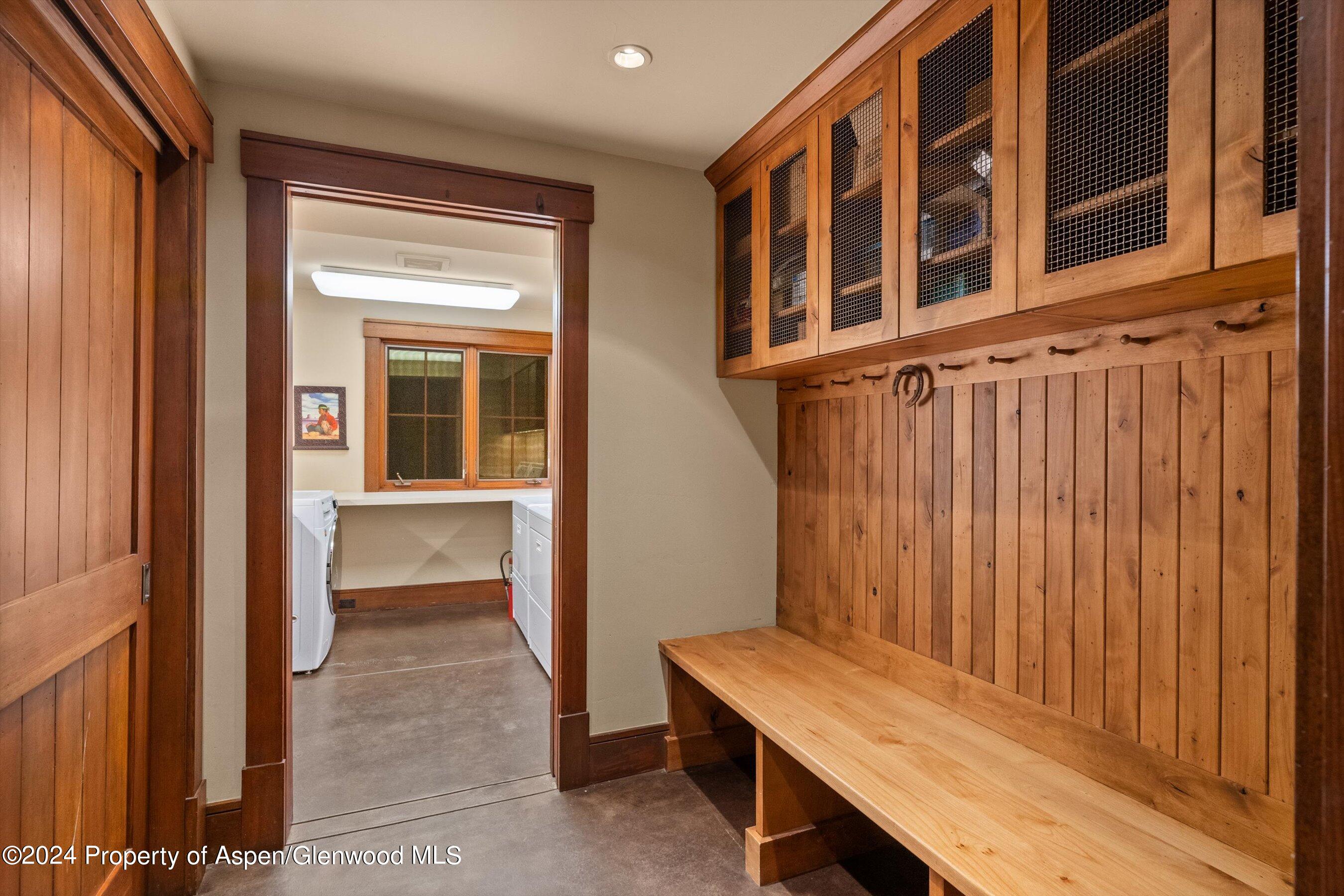 1021 Two Creeks Drive Property Photo 37