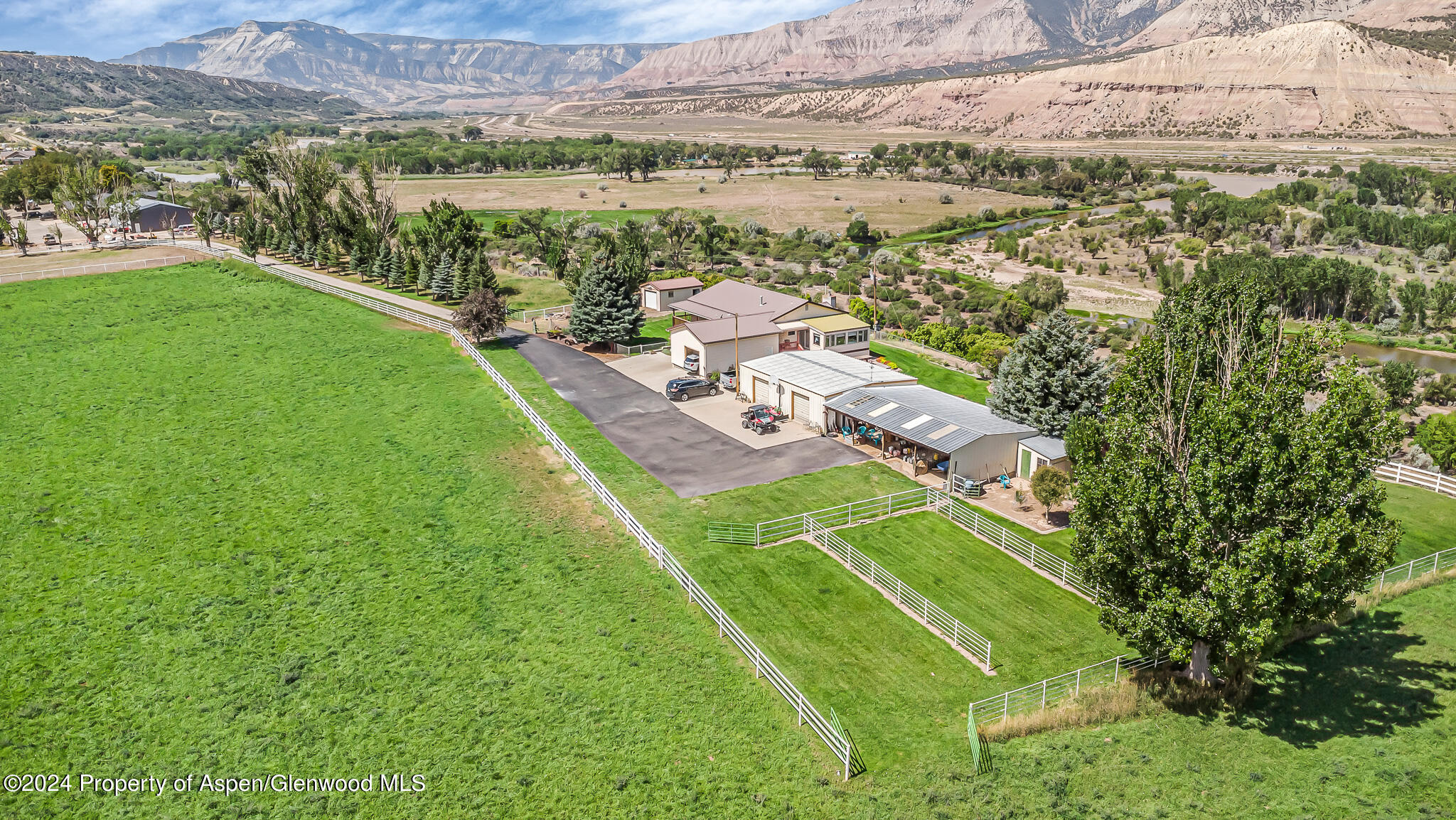 4949 309 County Road Property Photo 1