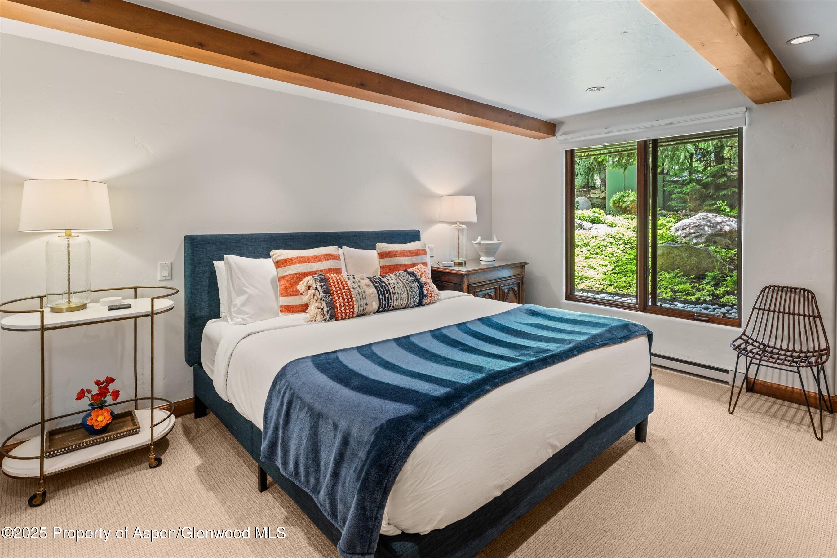 1034 E Cooper Avenue, 16 Property Photo 11