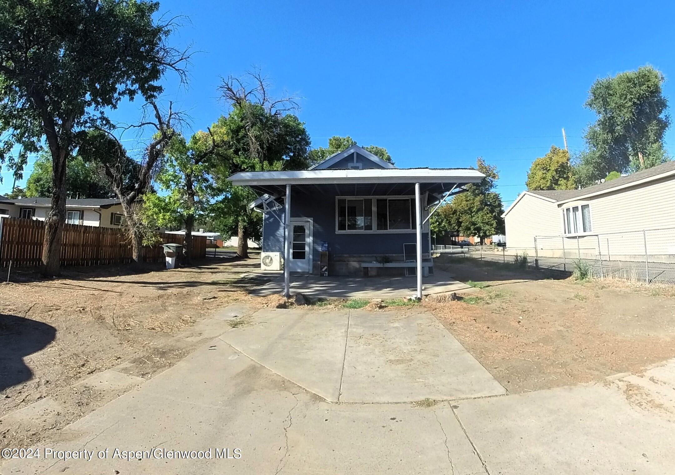 1545 Orchard Avenue Property Photo 3