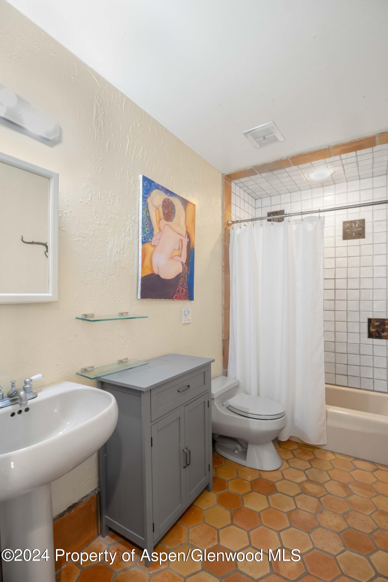 48 Emmy Lane Property Photo 15