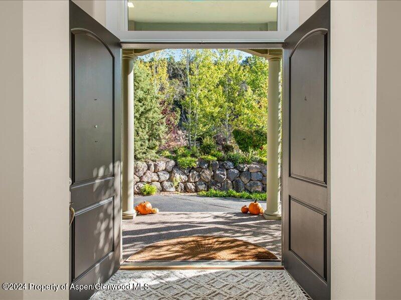 587 Hillcrest Drive Property Photo 31