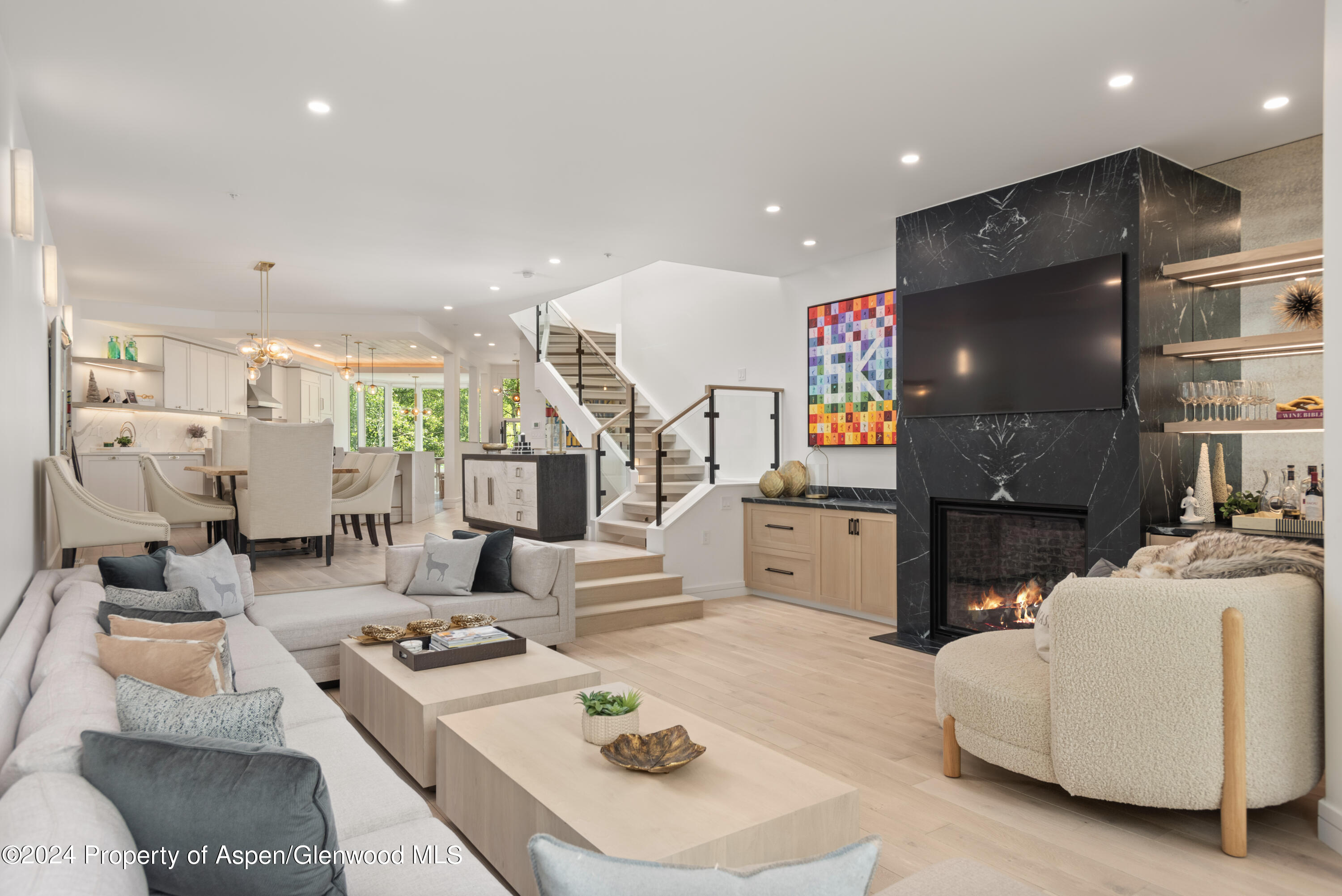 381 Ridge Road, C4 Property Photo 4