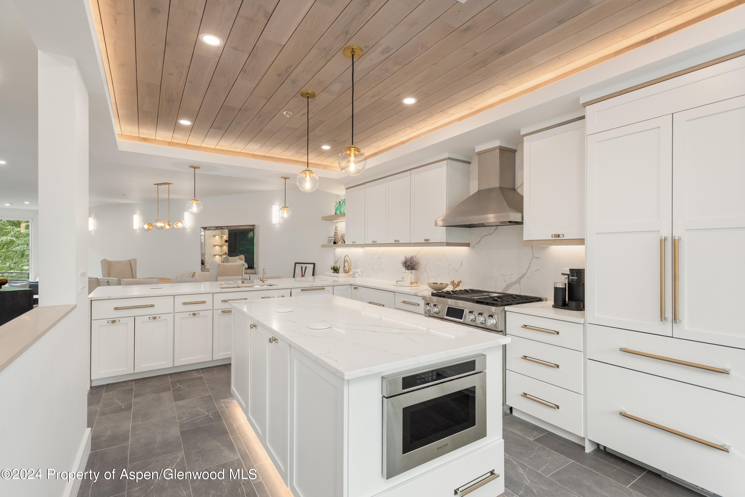 381 Ridge Road, C4 Property Photo 8