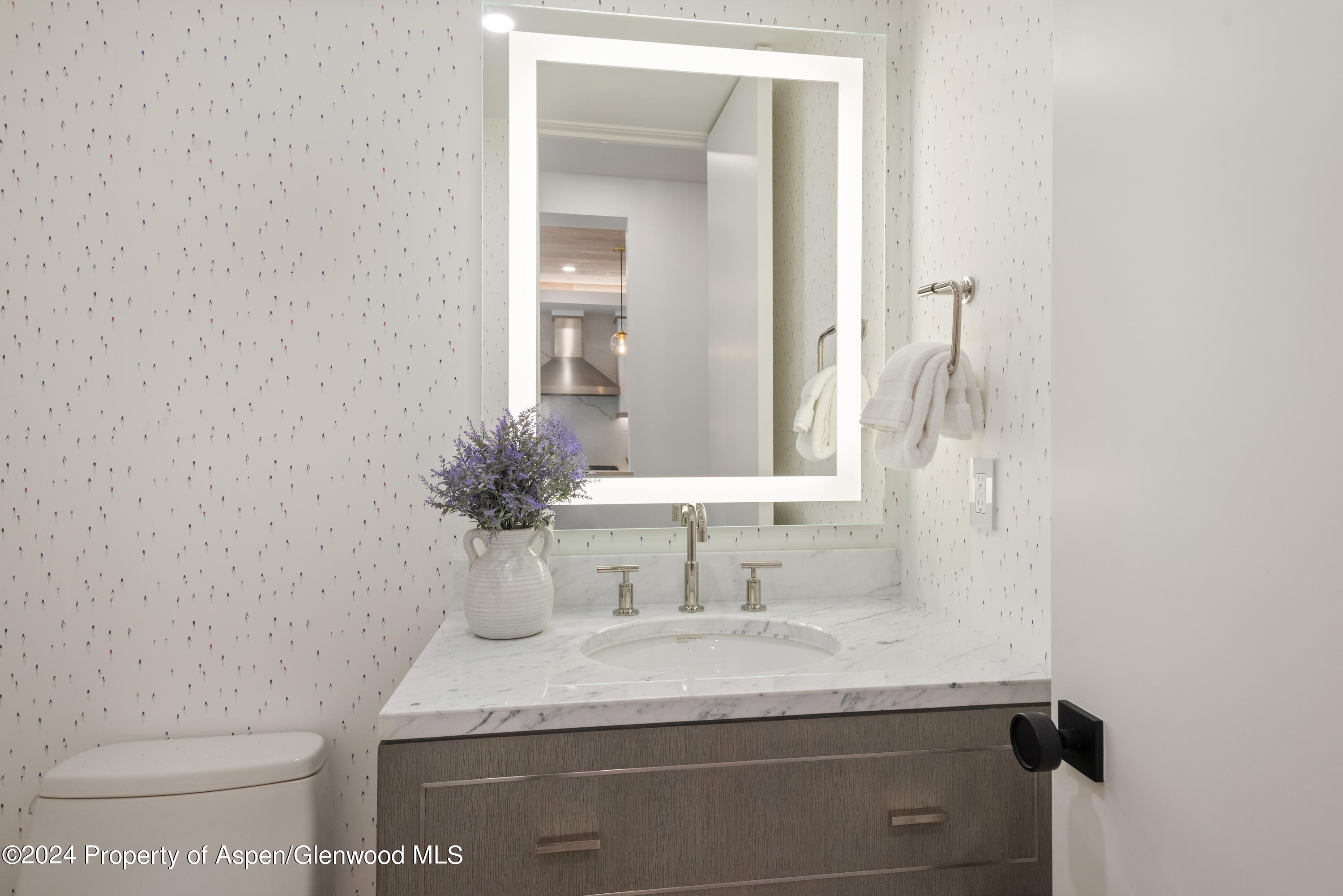 381 Ridge Road, C4 Property Photo 11