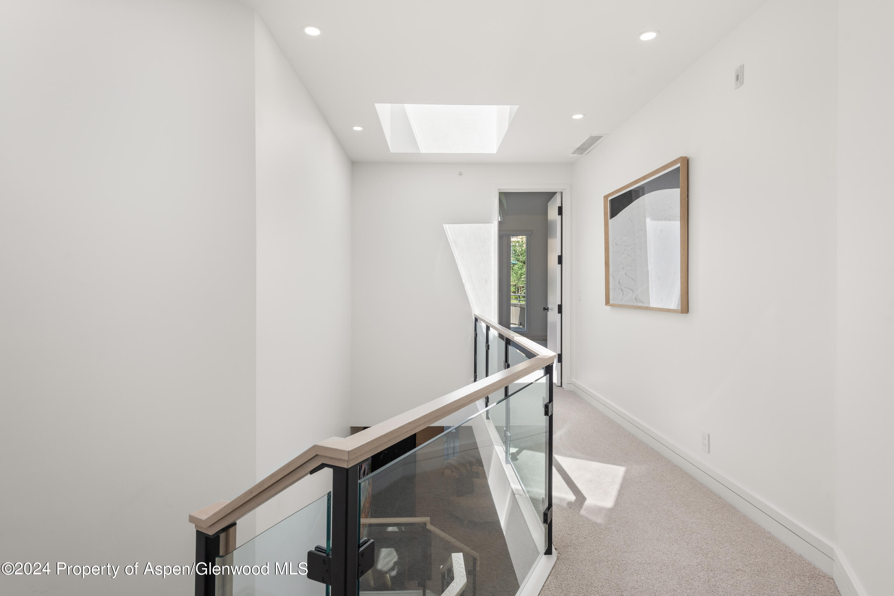 381 Ridge Road, C4 Property Photo 15