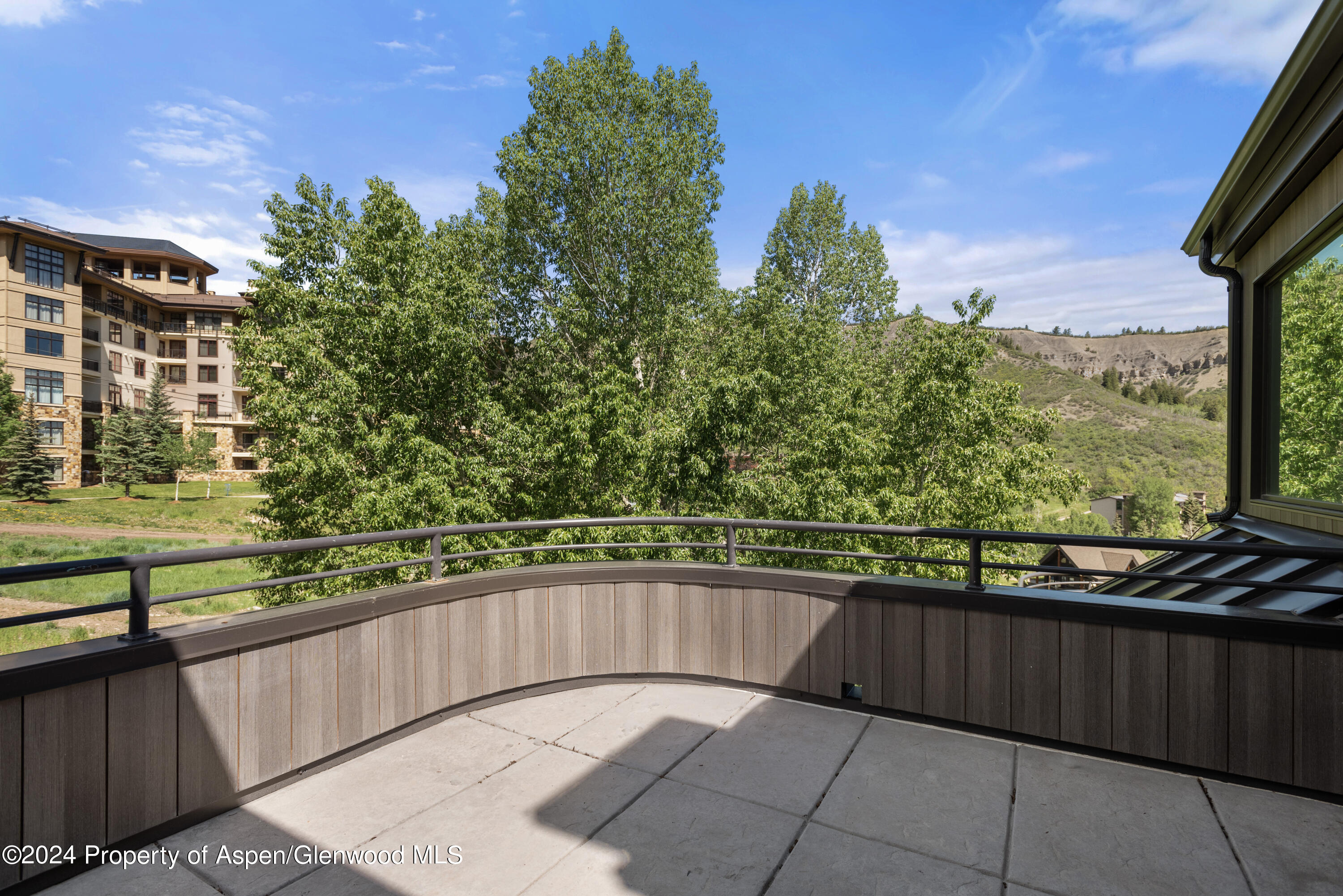 381 Ridge Road, C4 Property Photo 18