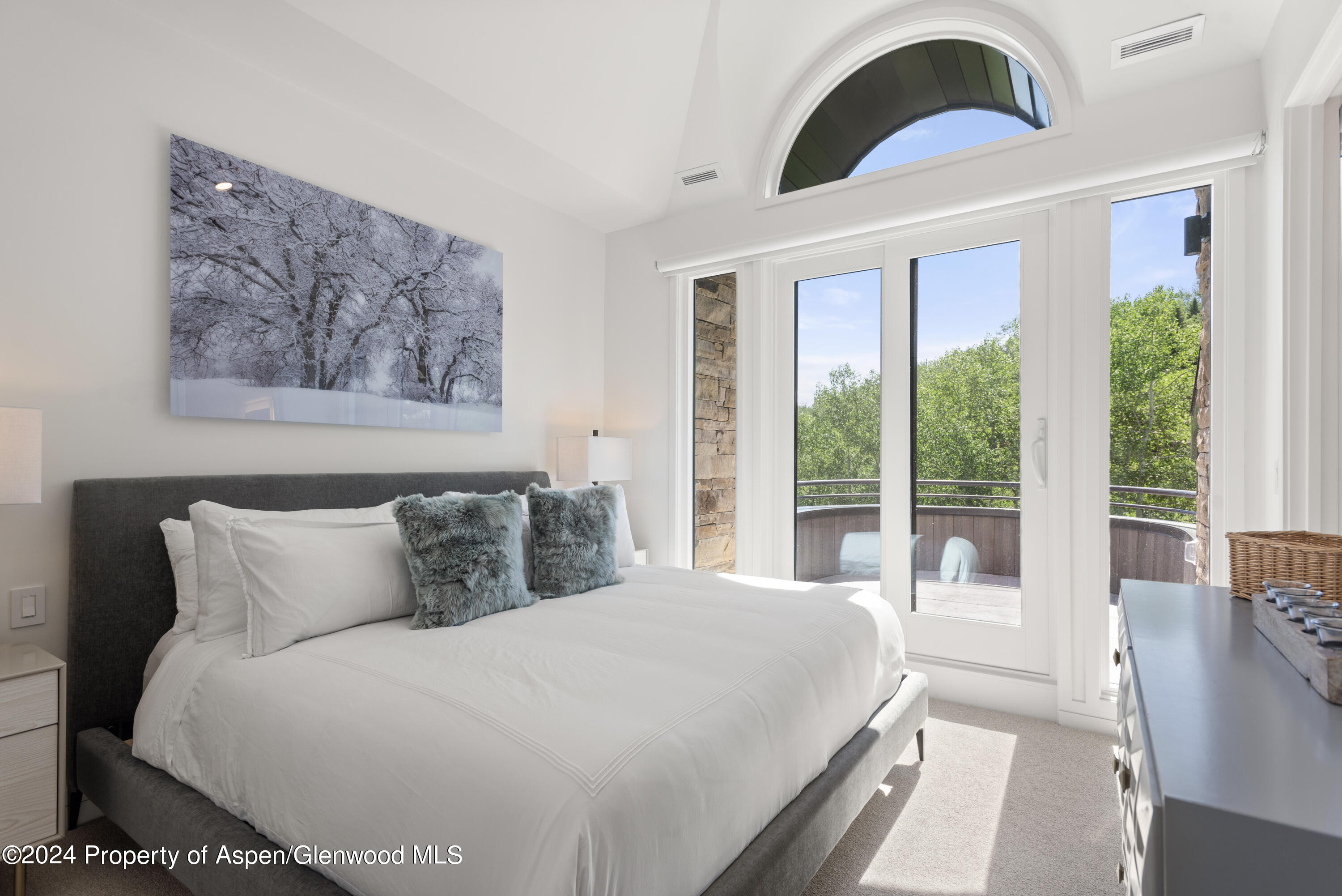 381 Ridge Road, C4 Property Photo 24