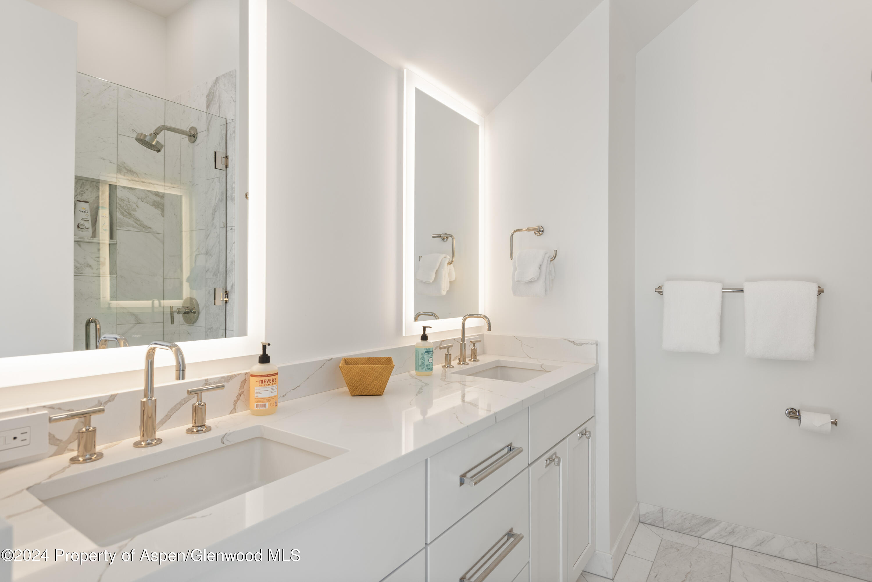 381 Ridge Road, C4 Property Photo 27