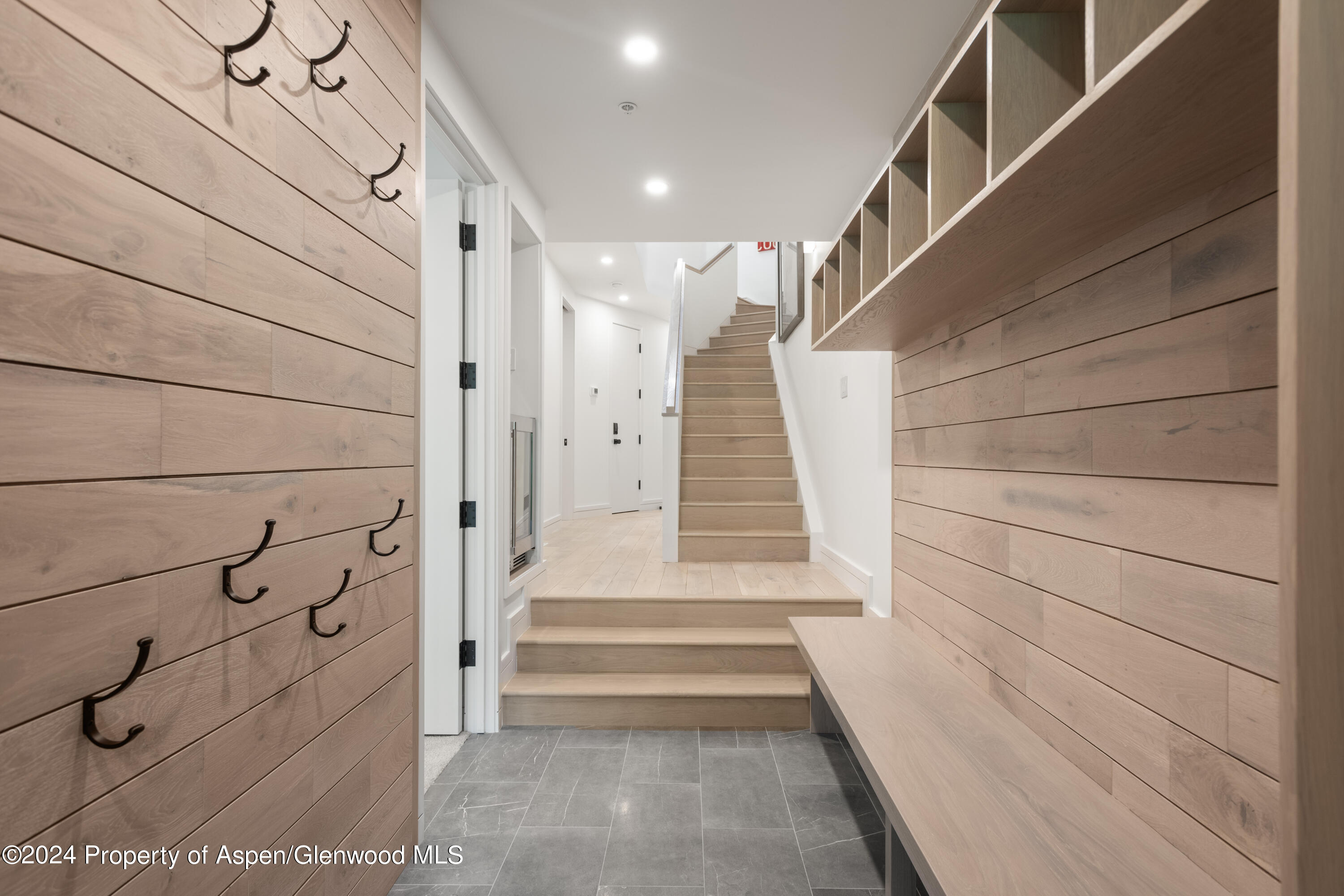 381 Ridge Road, C4 Property Photo 28