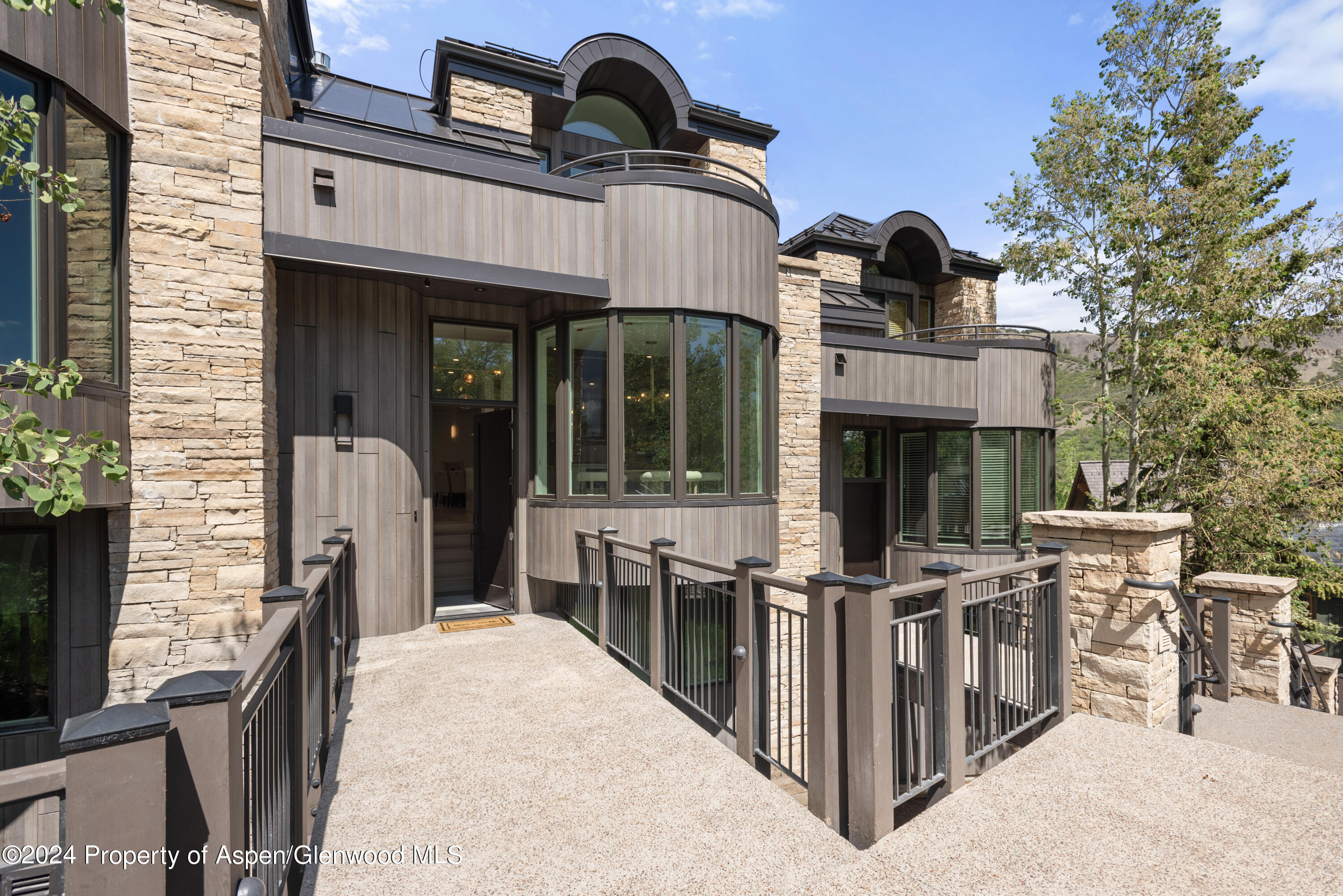 381 Ridge Road, C4 Property Photo 43