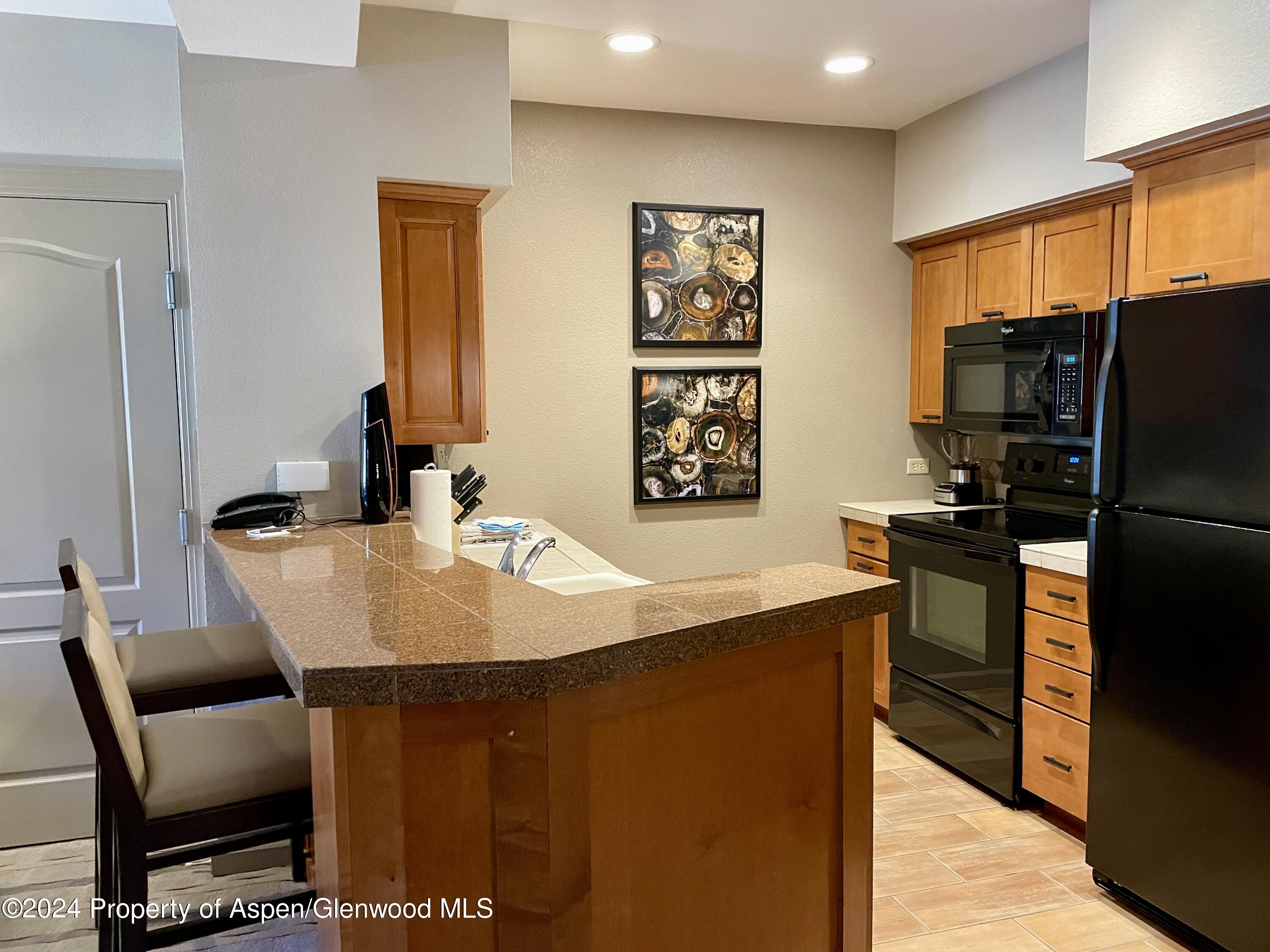 160 E Beaver Creek Boulevard Property Photo 17