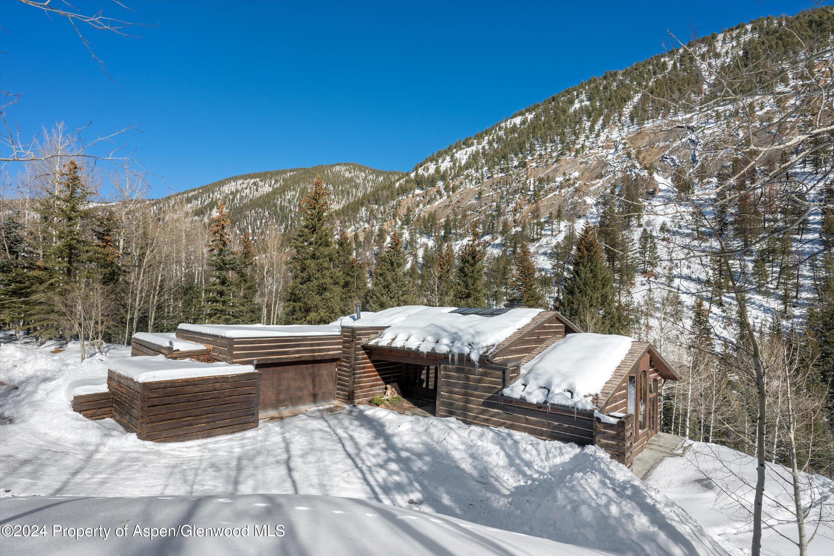 9888 Castle Creek Road Property Photo 7