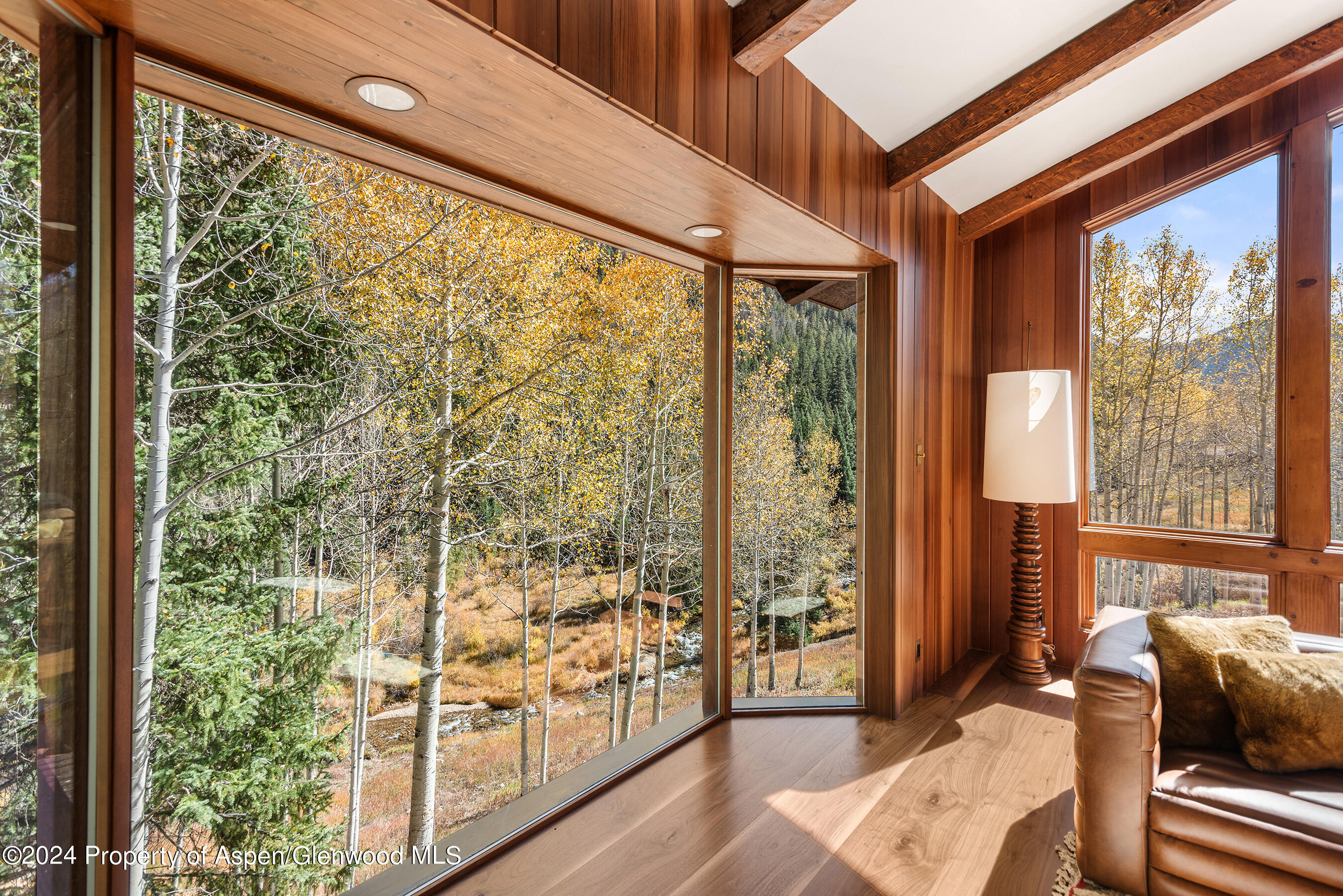 9888 Castle Creek Road Property Photo 12