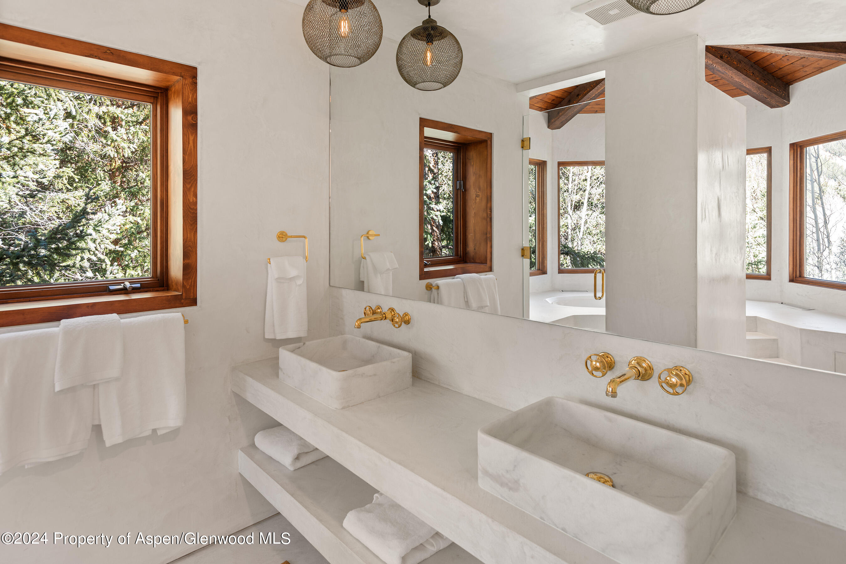 9888 Castle Creek Road Property Photo 24
