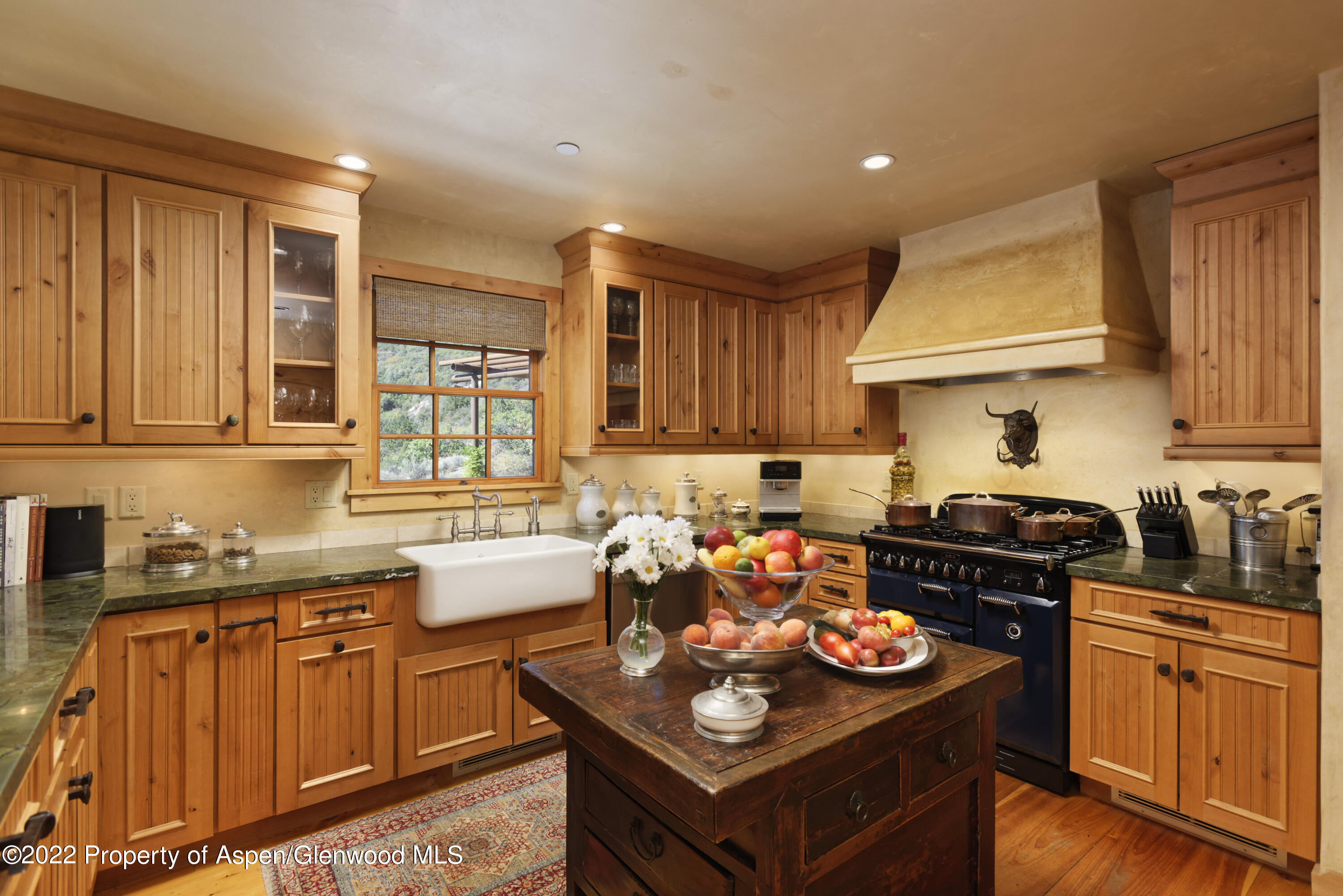 301 Stone Road Property Photo 13