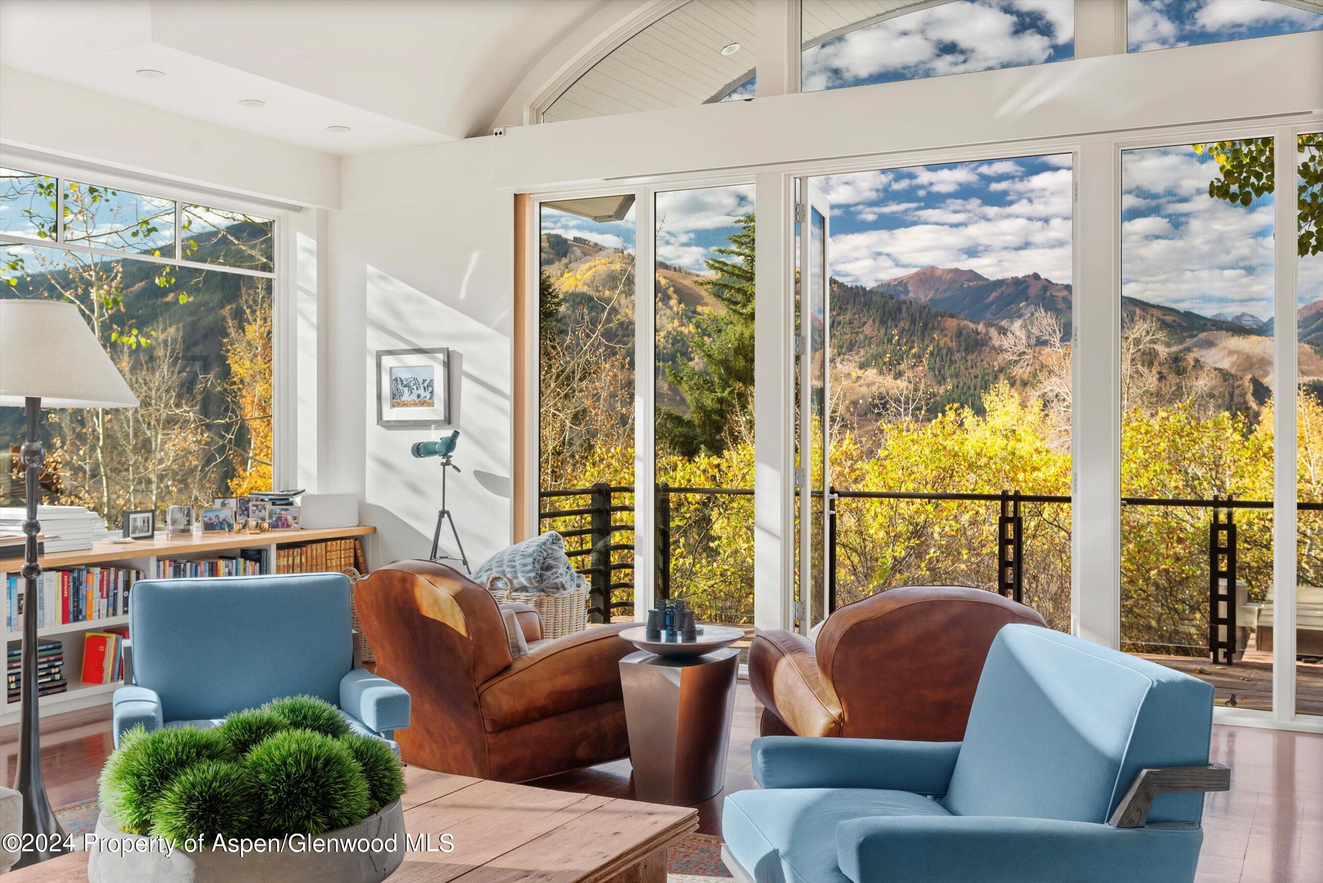 746 Hunter Creek Road Property Photo 4