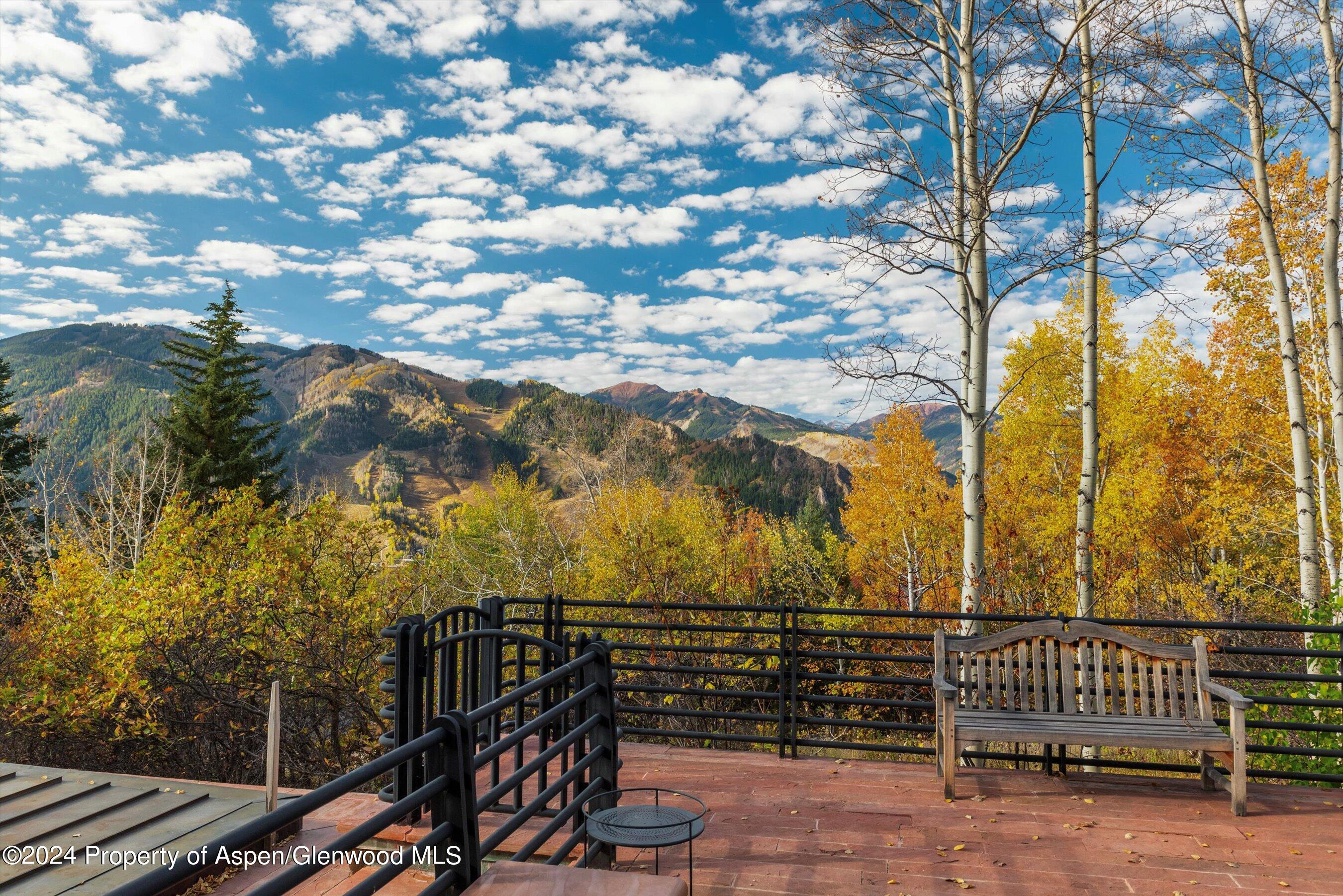 746 Hunter Creek Road Property Photo 10