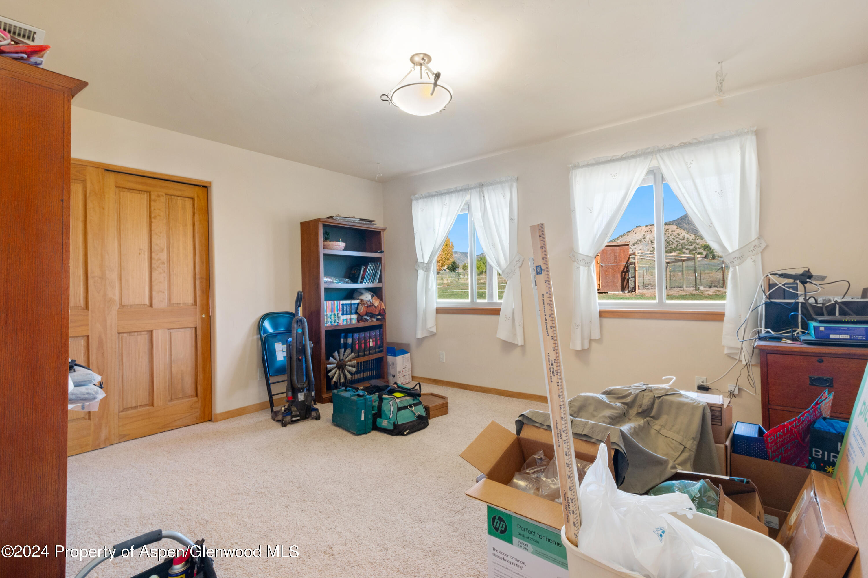 48 County Road 260 Property Photo 34