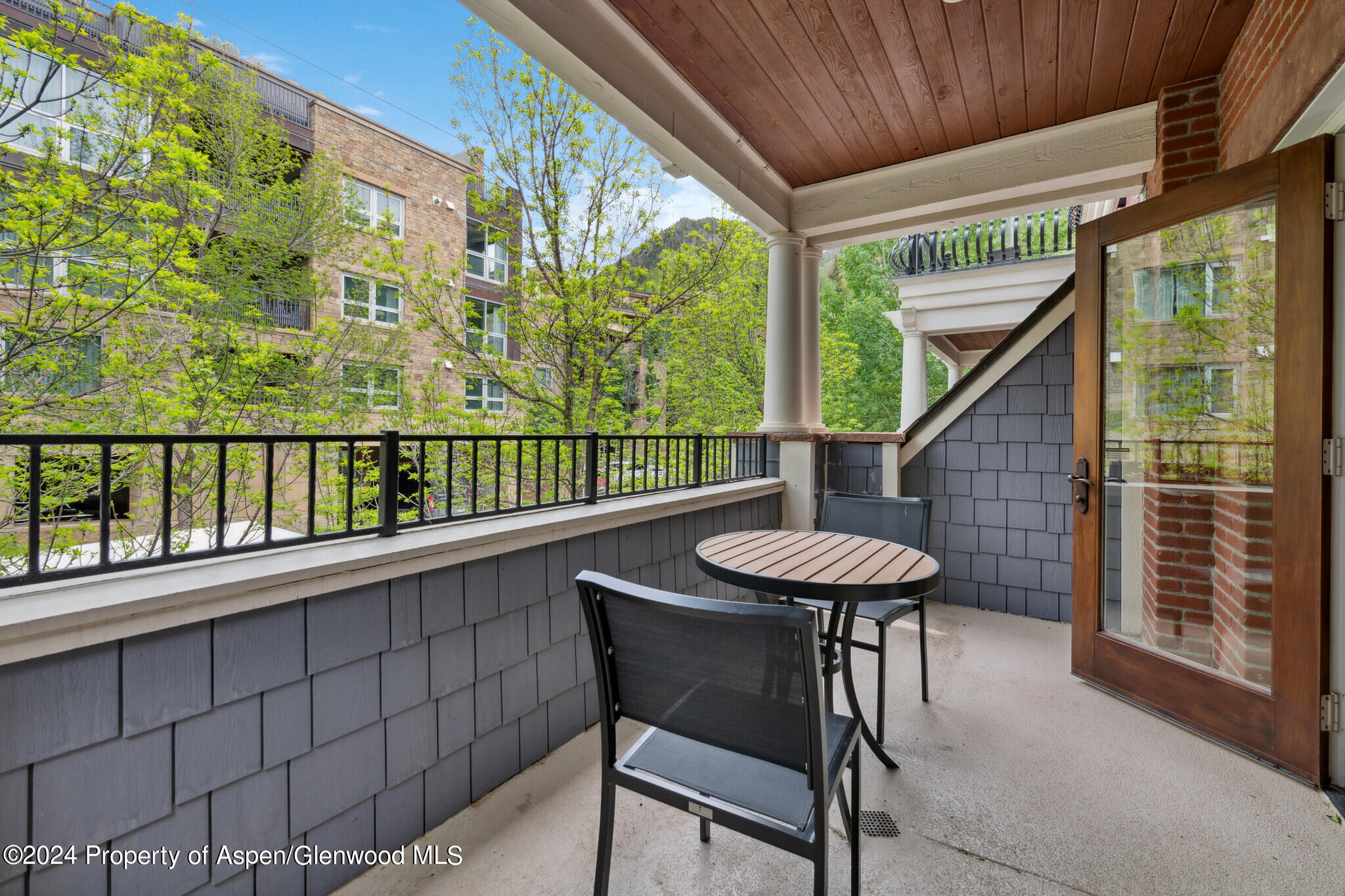 415 E Dean St, Unit 17 Property Photo 11