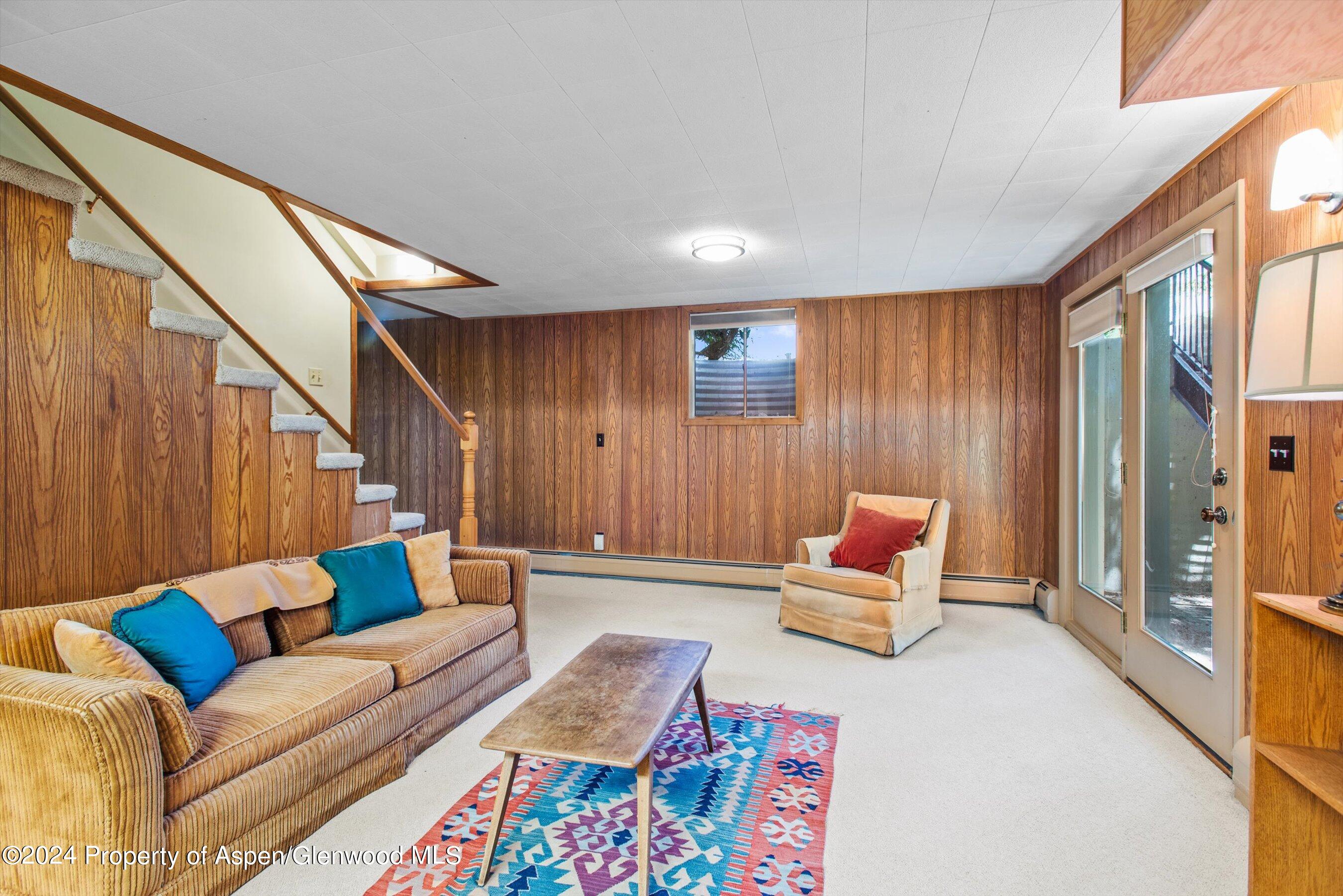 531 Gillespie Street Property Photo 32