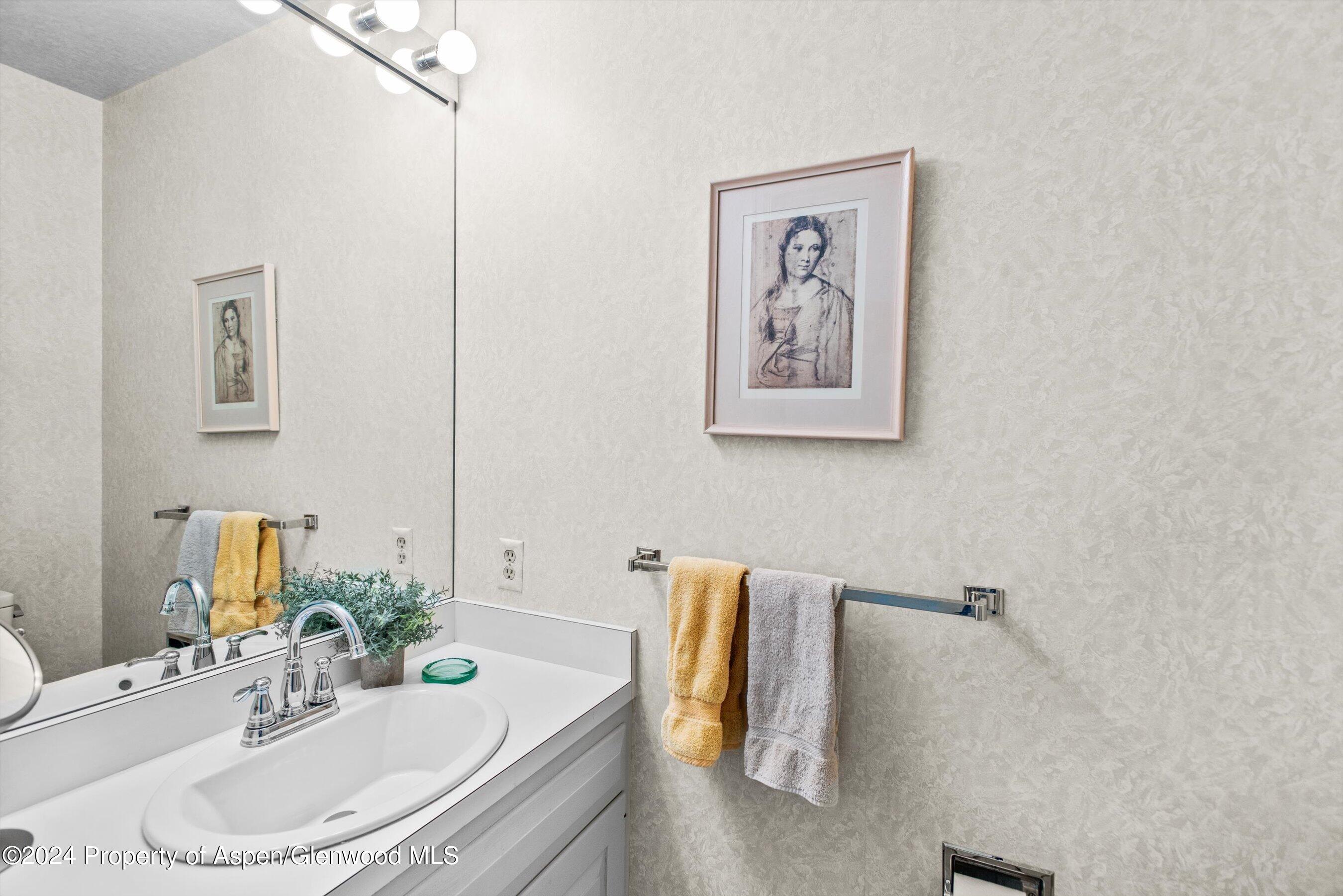 531 Gillespie Street Property Photo 35