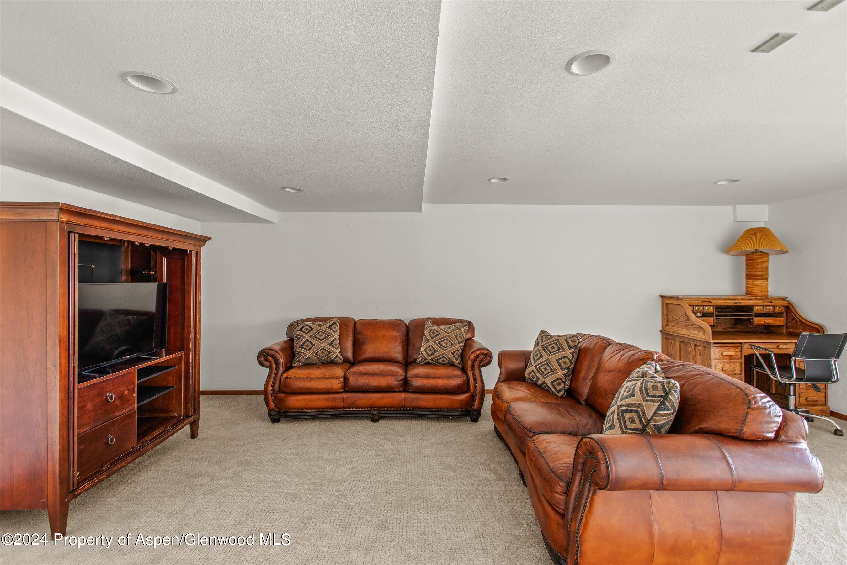 2055 Faraway Road Property Photo 20