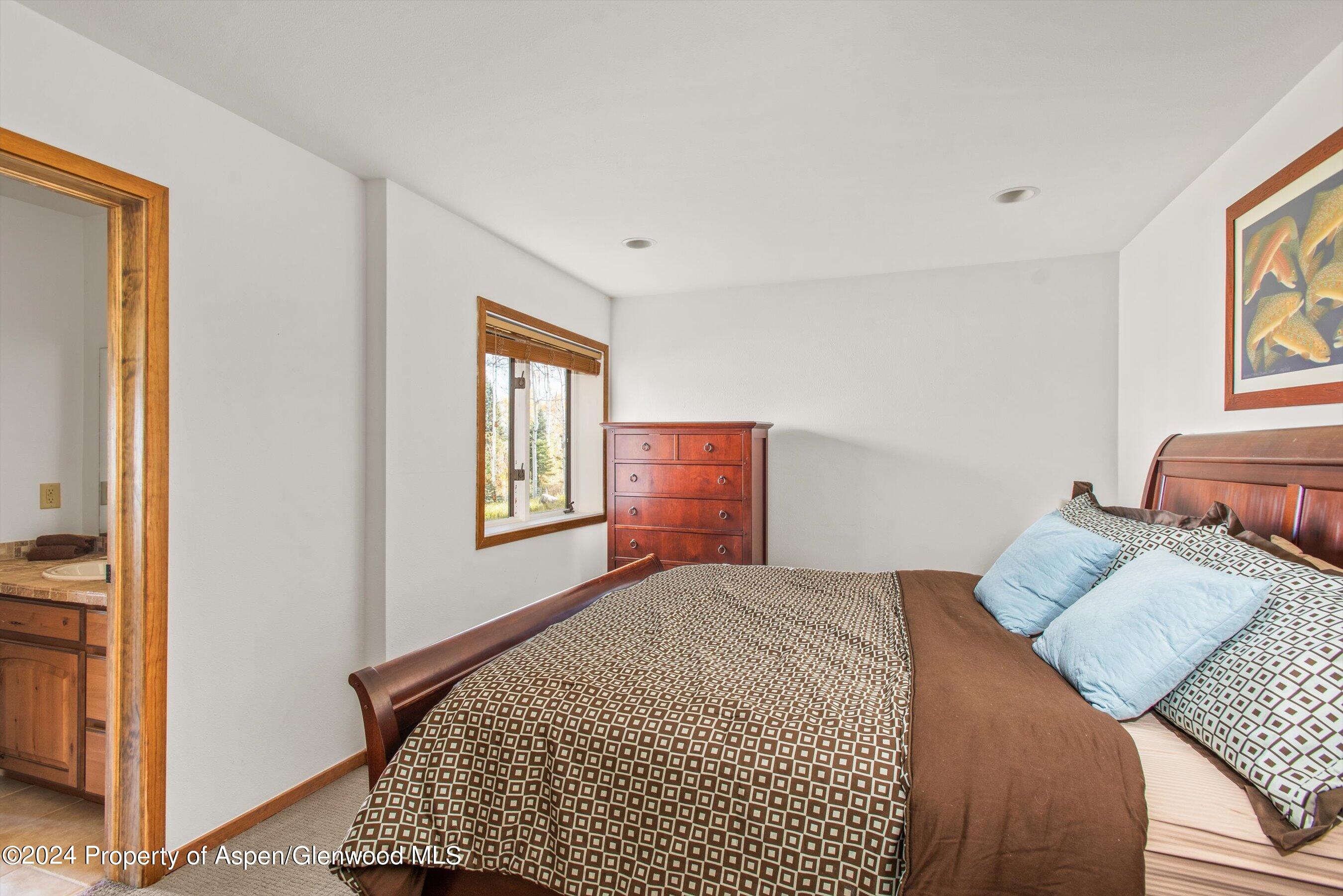 2055 Faraway Road Property Photo 21