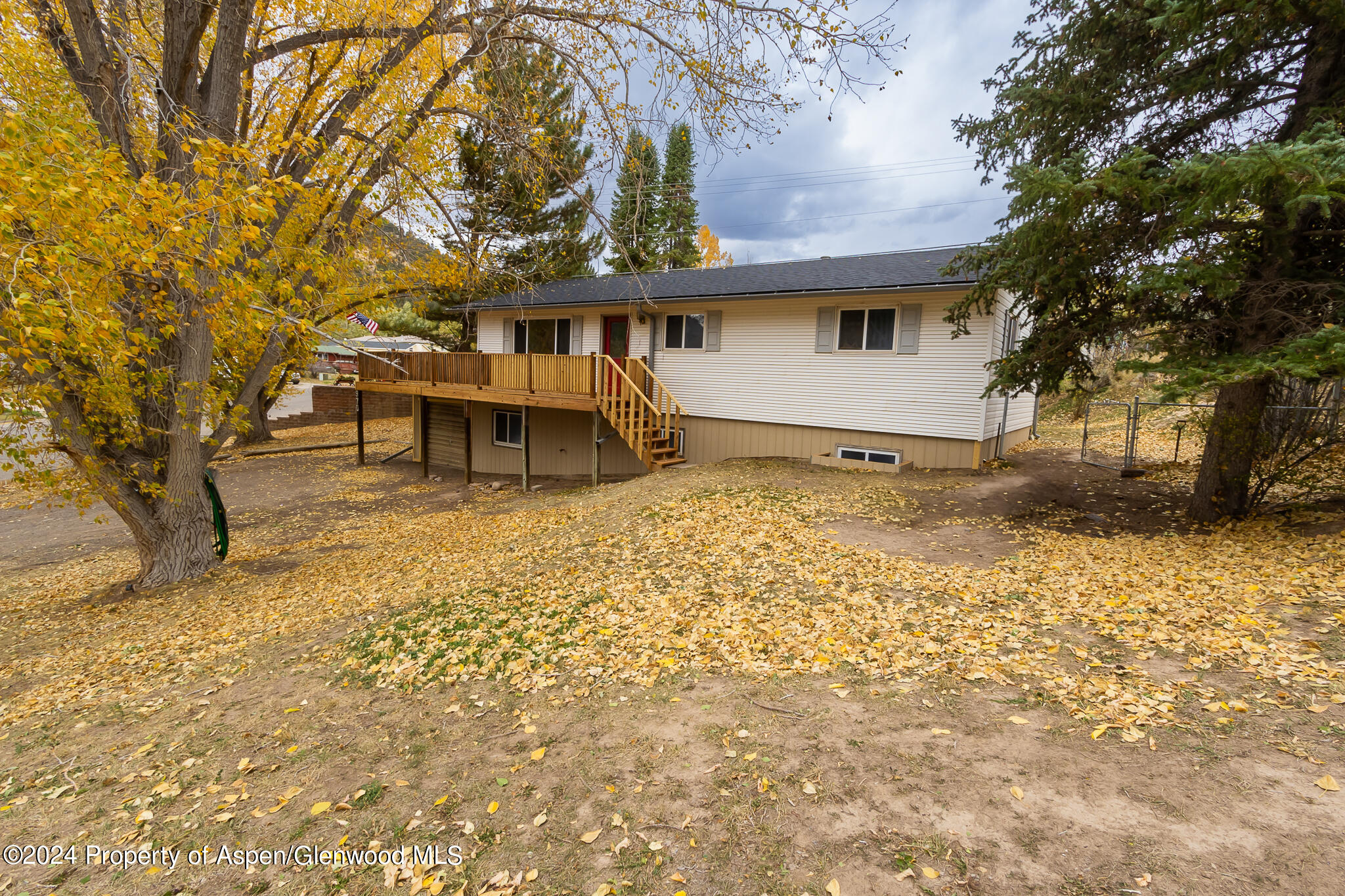 970 Wall Street Property Photo