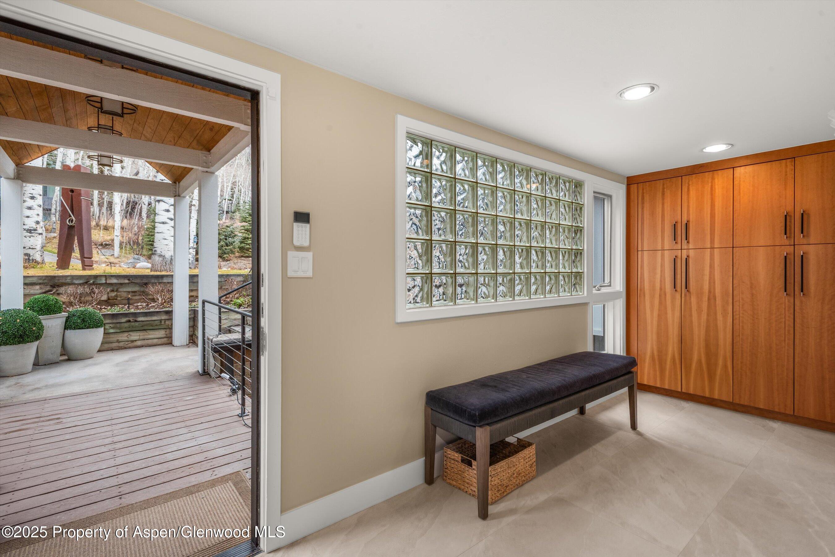 262 Eastwood Drive Property Photo 6