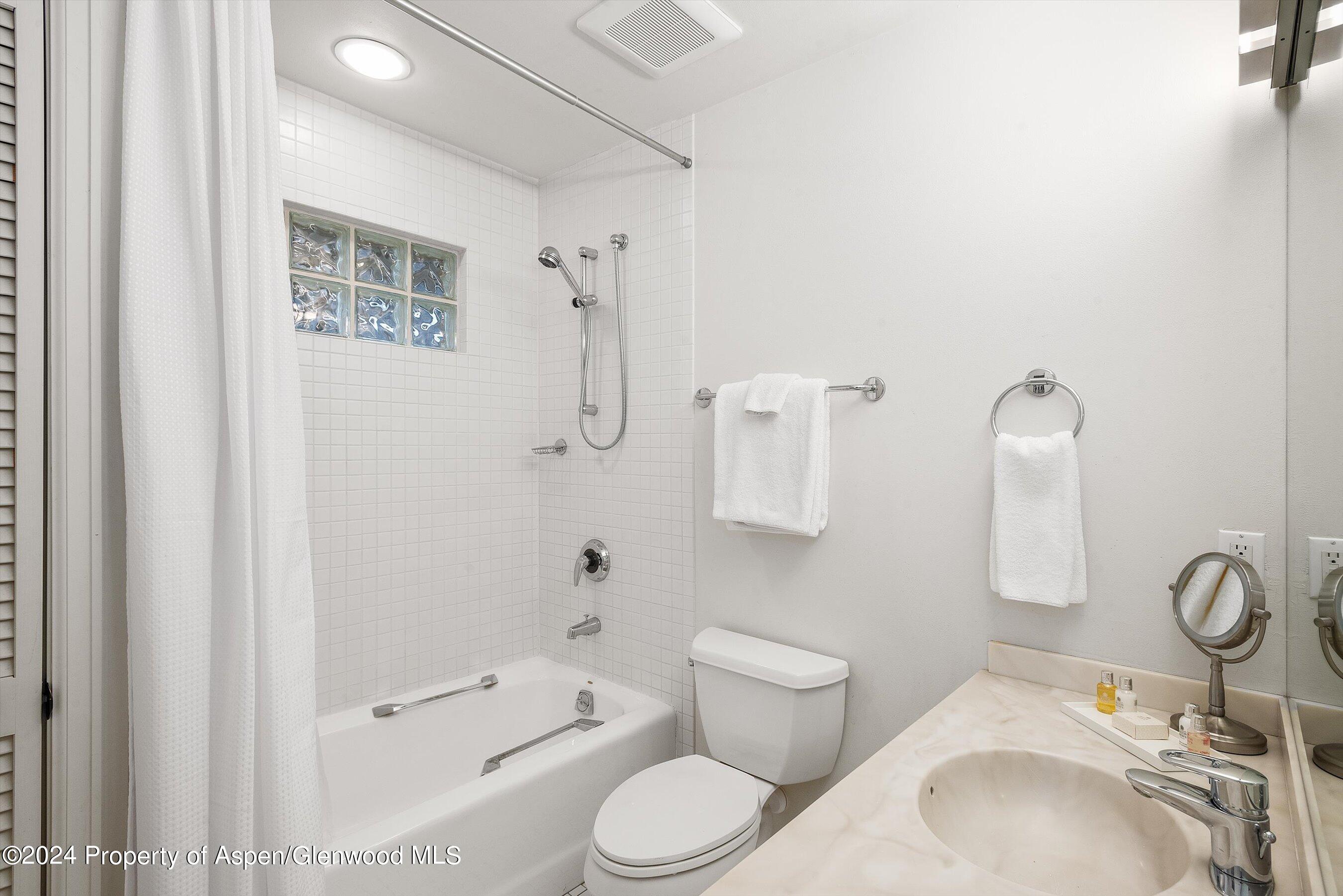 262 Eastwood Drive Property Photo 26