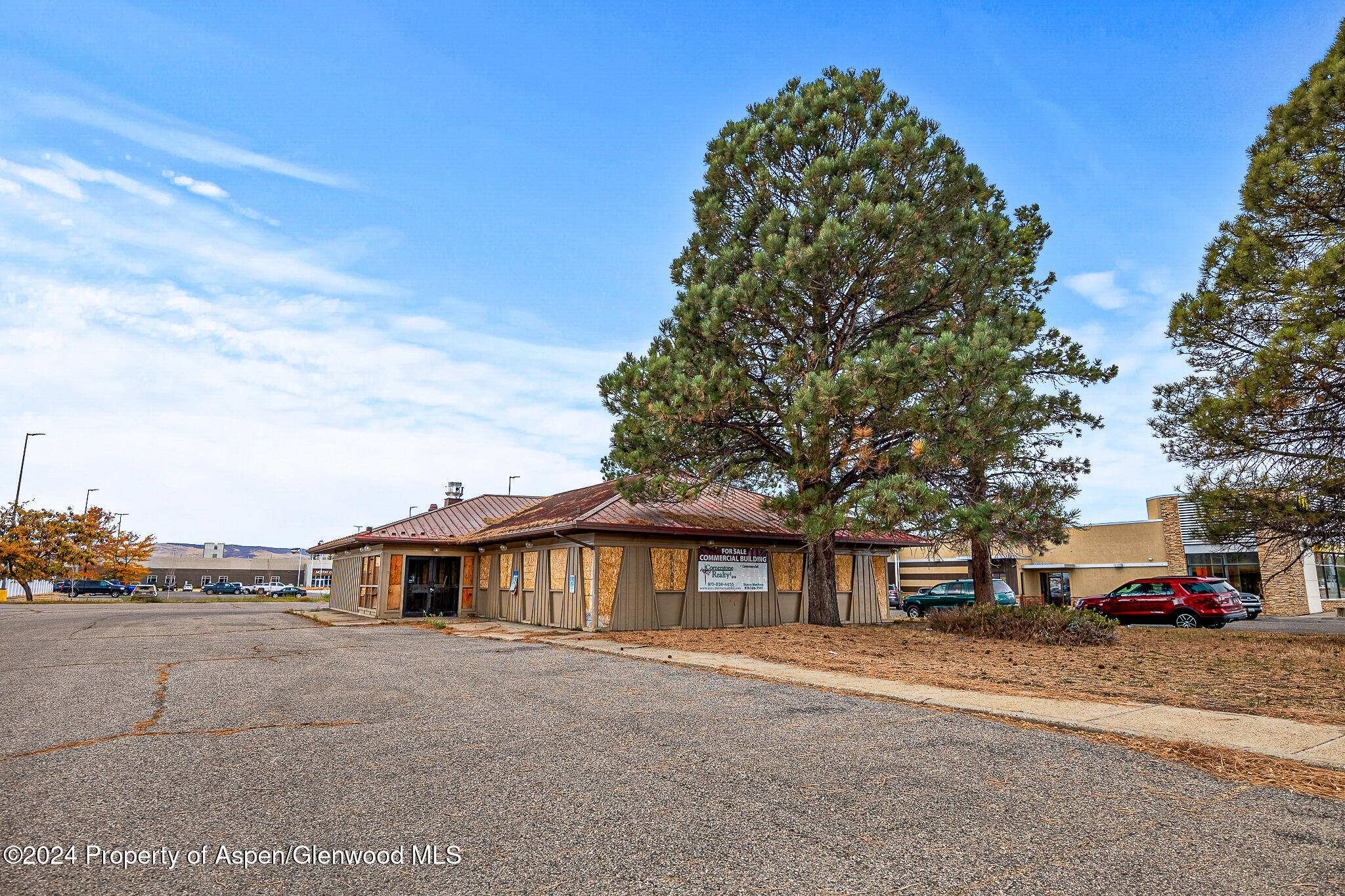 1070 W Victory Way Property Photo