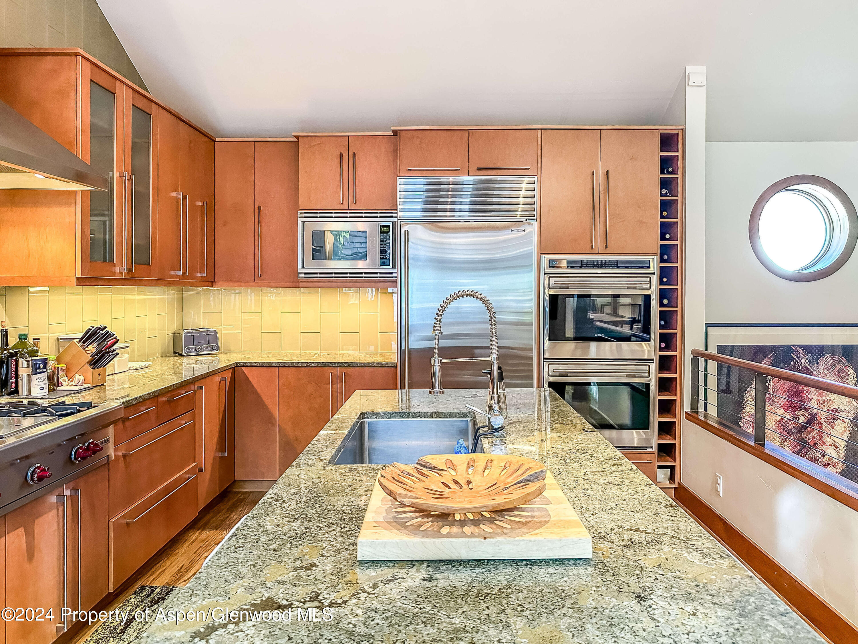 602 W Hallam Street Property Photo 12
