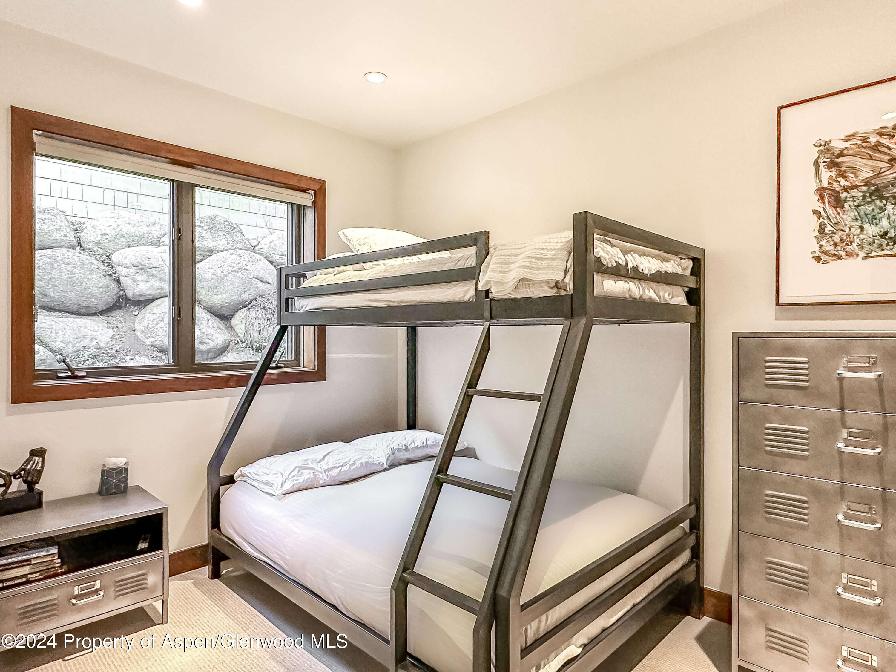 602 W Hallam Street Property Photo 33