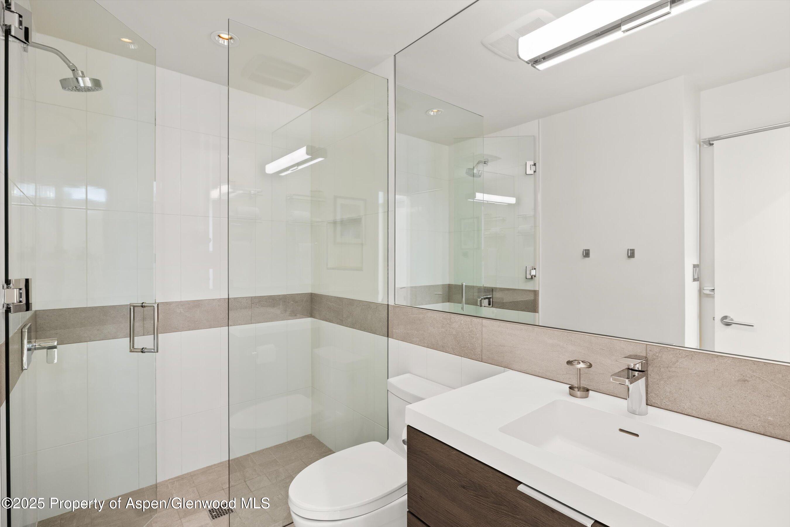 124 E Durant Avenue, 6 Property Photo 15