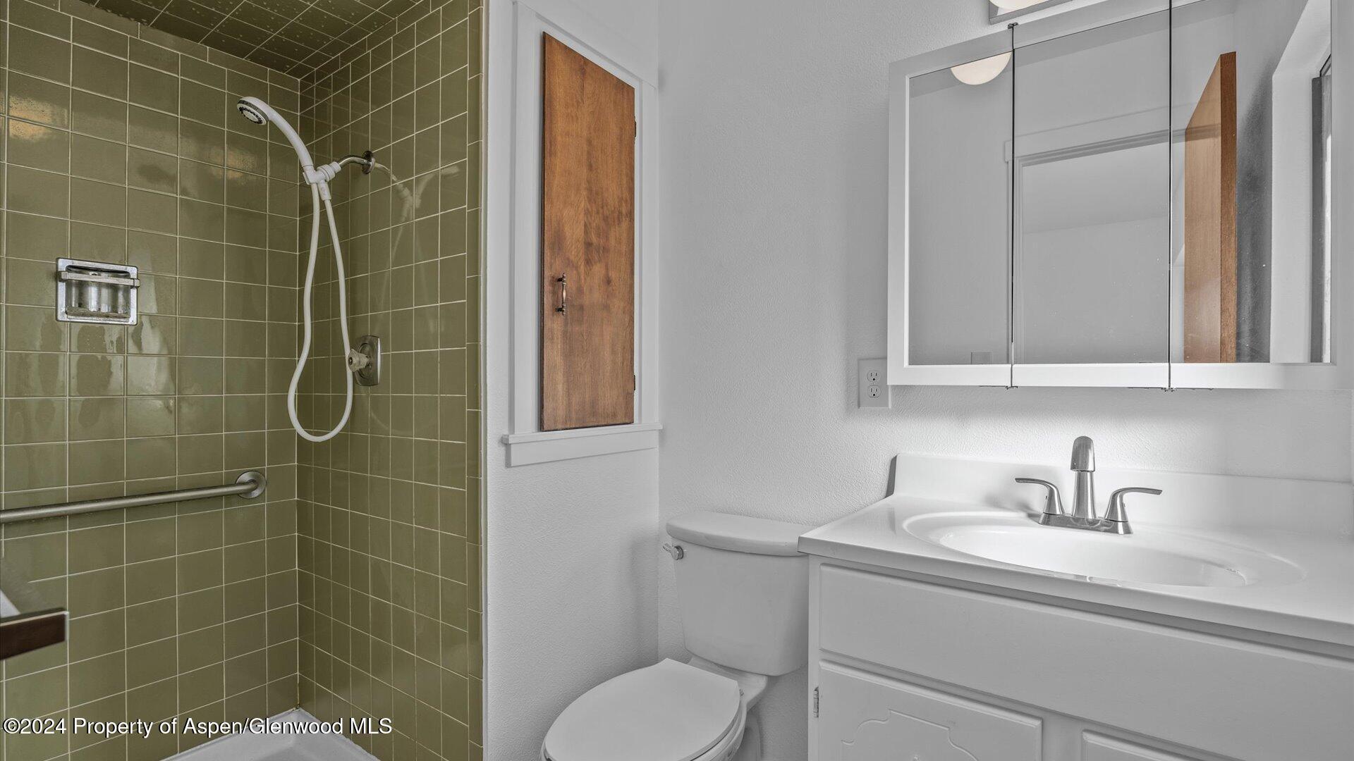 58892 E Highway 330 Property Photo 22