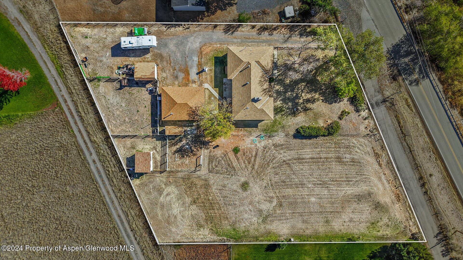 58892 E Highway 330 Property Photo 31