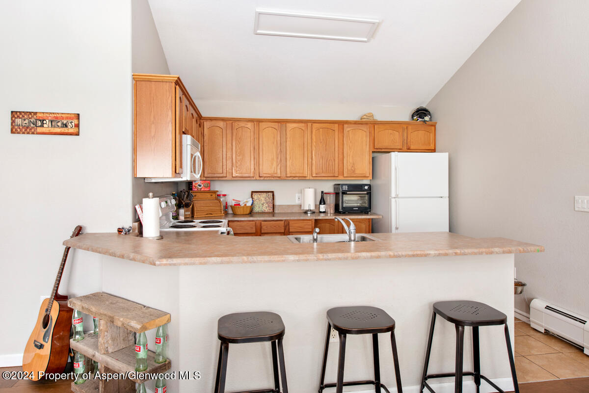 599 River View Drive, 1107 Property Photo 7