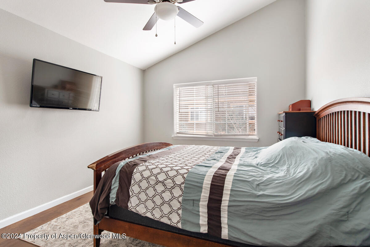 599 River View Drive, 1107 Property Photo 9
