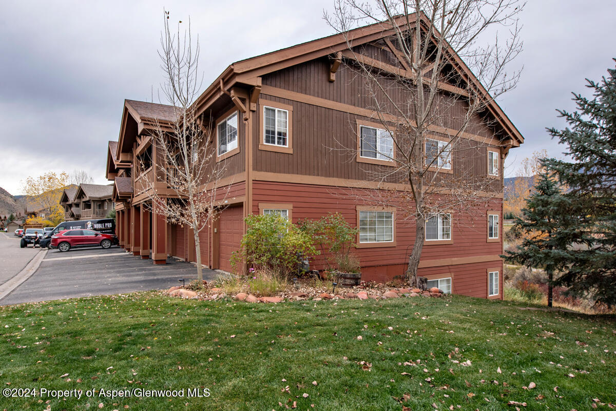 599 River View Drive, 1107 Property Photo 21