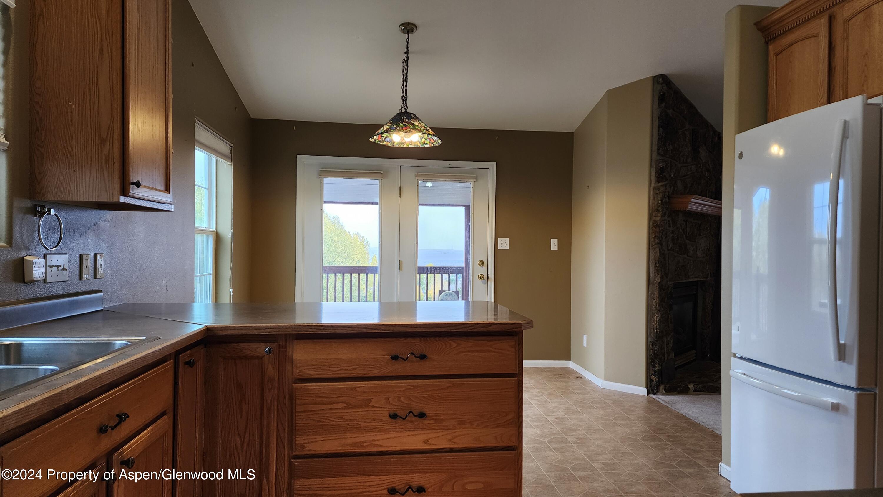 1290 Alta Vista Drive Property Photo 16